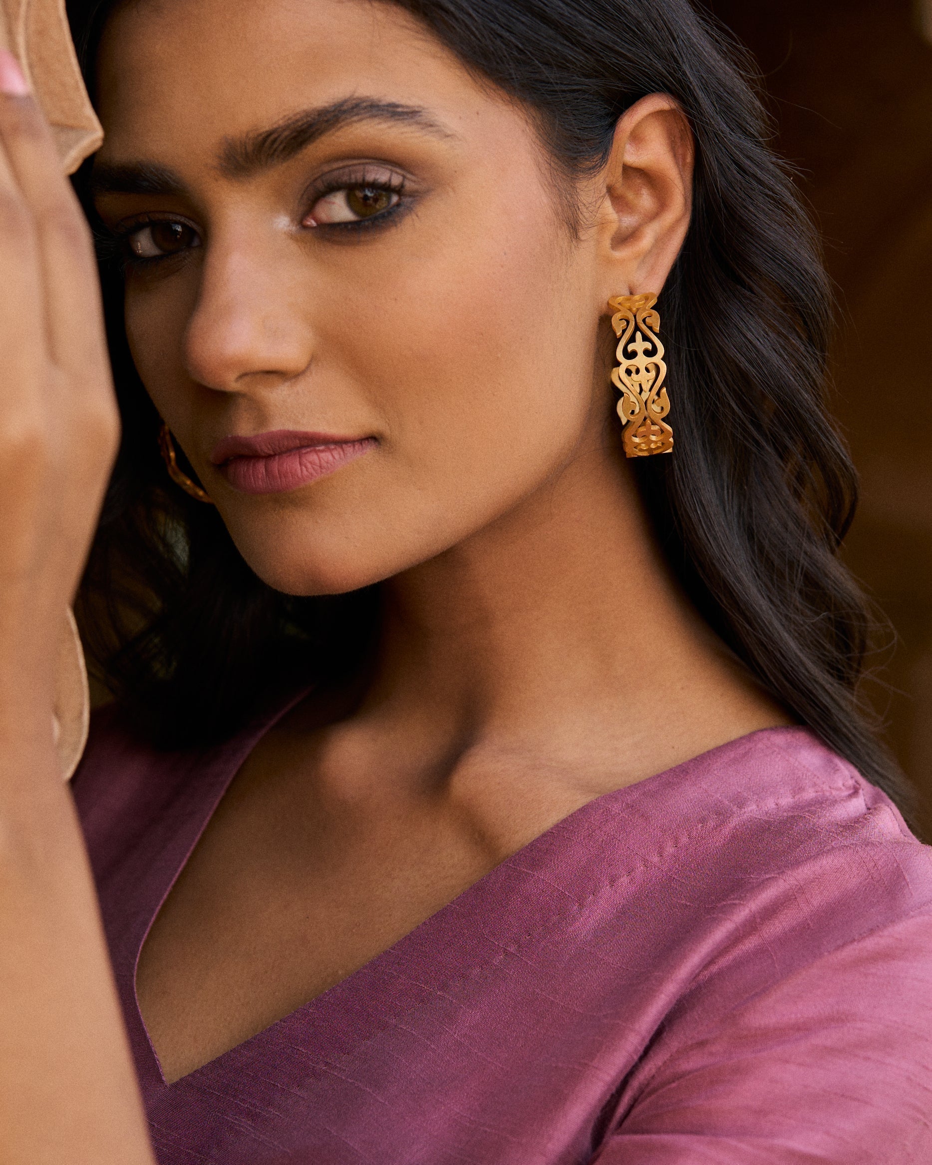 trueBrowns Gold-Polished Hoop Earrings | Swadesiicart