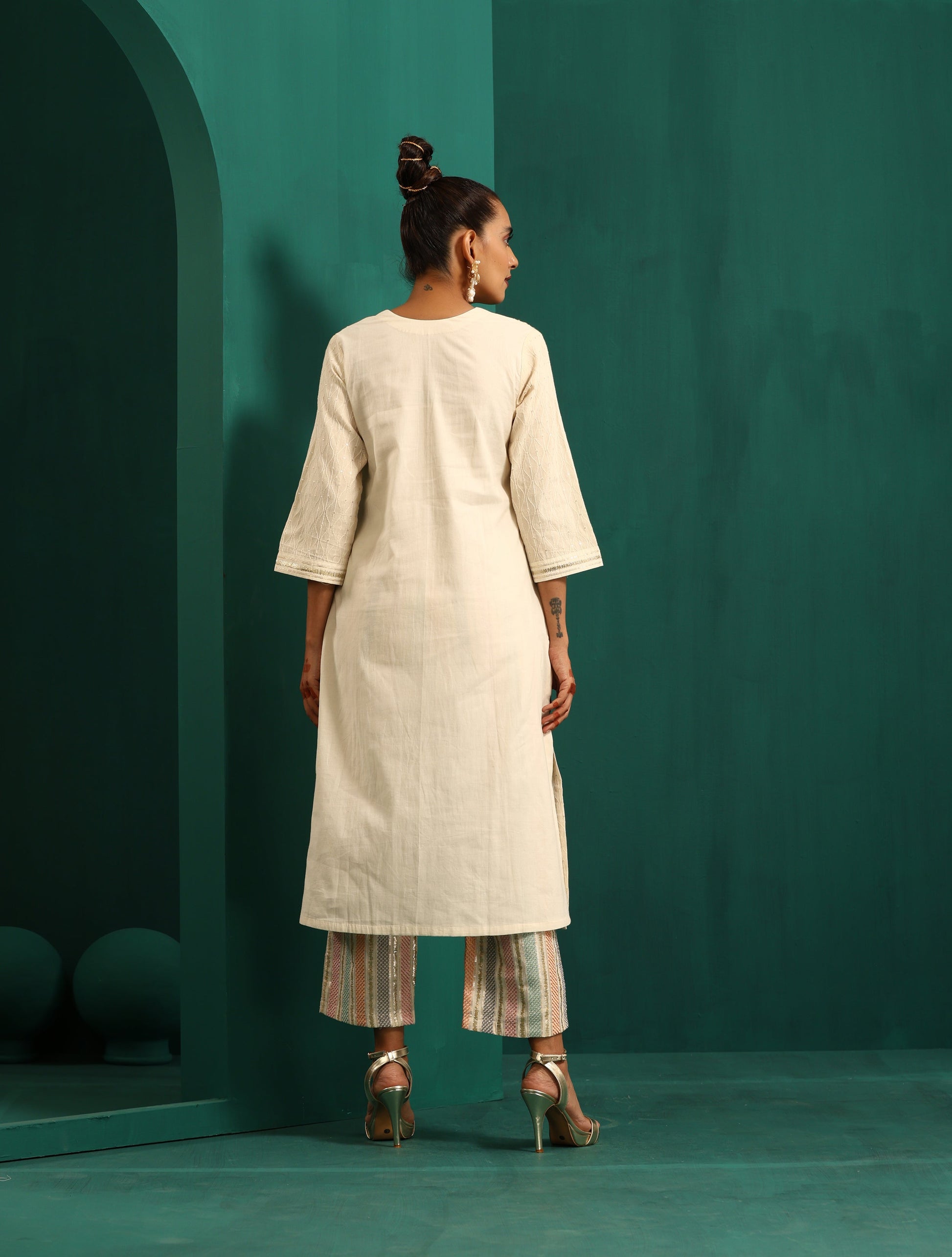 trueBrowns Ivory Tonal Cotton Kurta with Embroidered Pants | Swadesiicart