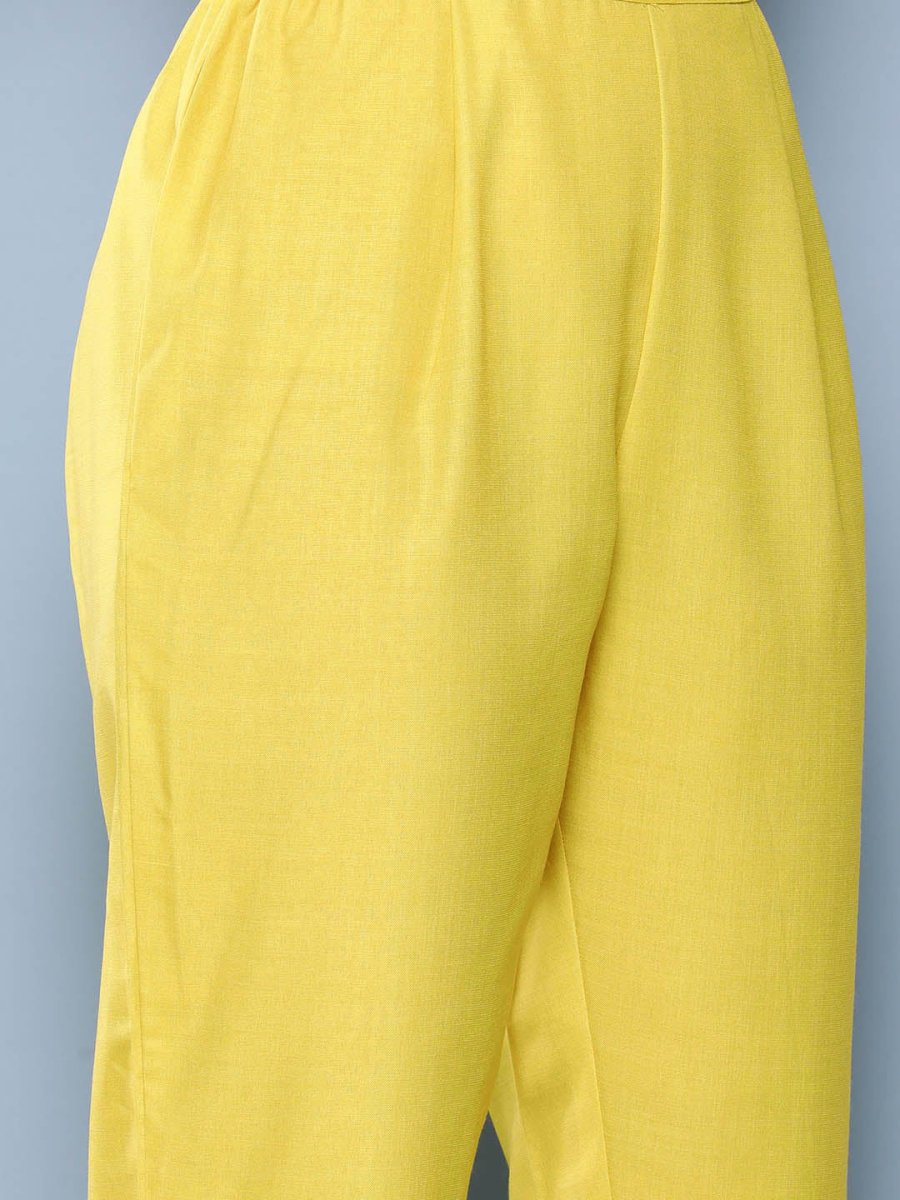 Ahalyaa Women Yellow Floral Printed Kurta with Trousers & Jacket | Swadesiicart