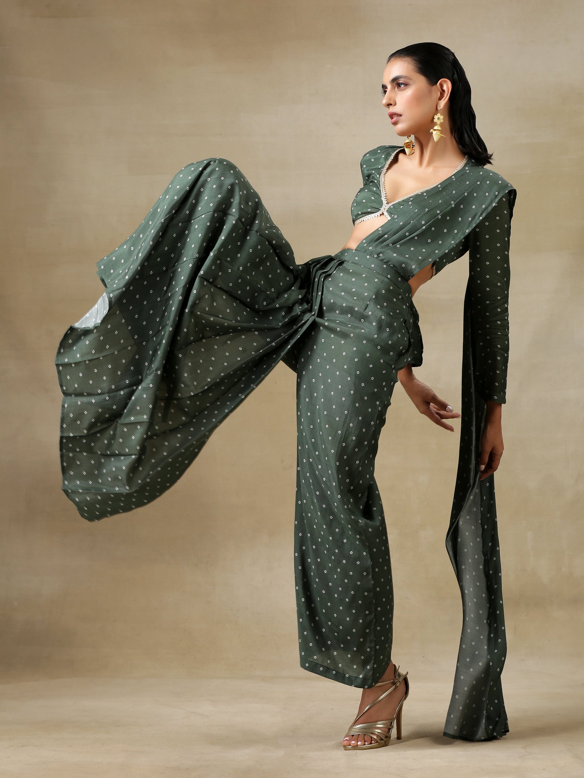 trueBrowns Dark Green Bandhani Printed Silk Palazzo Stitched Saree | Swadesiicart