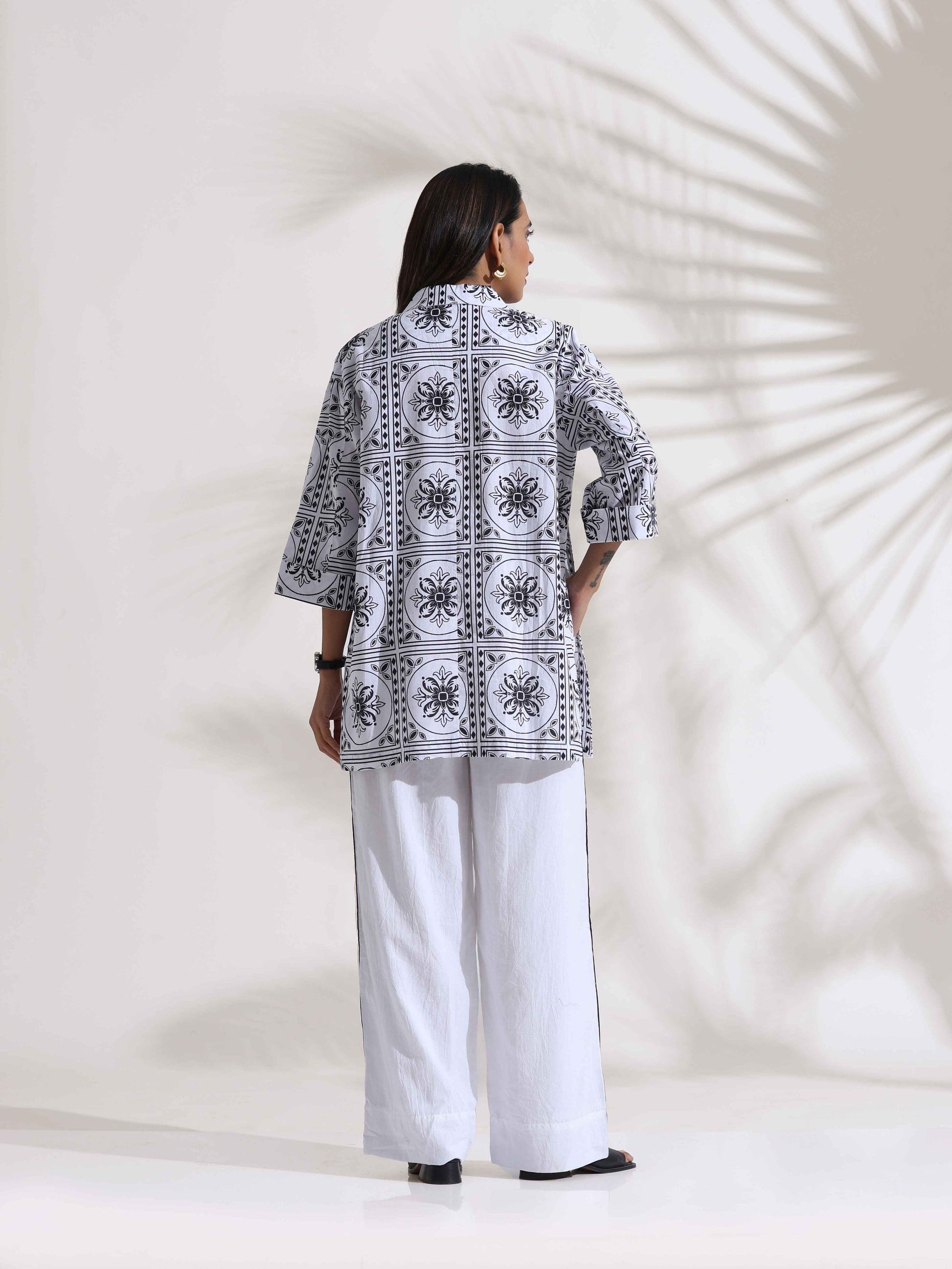 trueBrowns White Cotton Print Jacket Co-ord Set - Swadesiicart