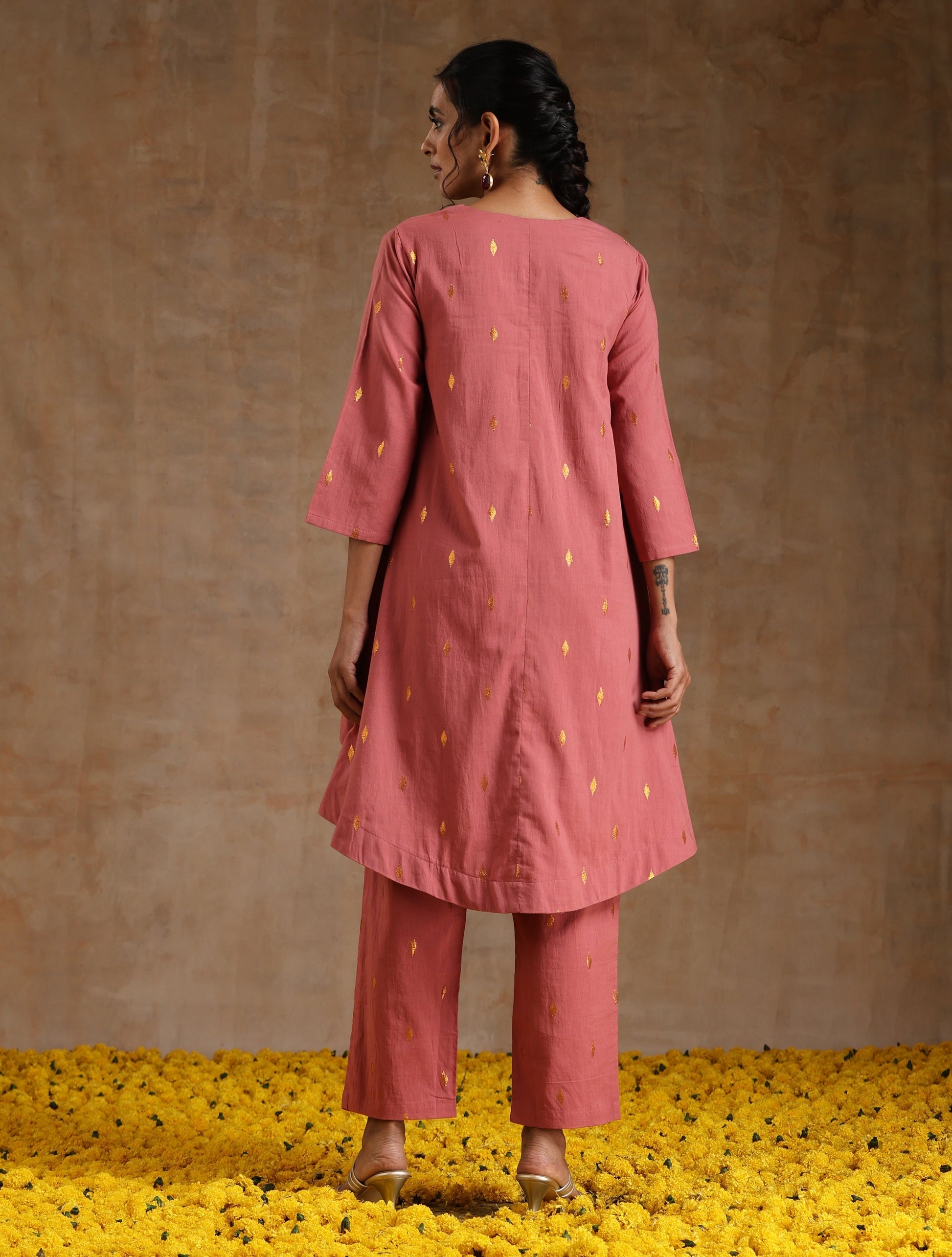 trueBrowns Blush Gold Cotton High-Low Co-Ord Set - Swadesiicart