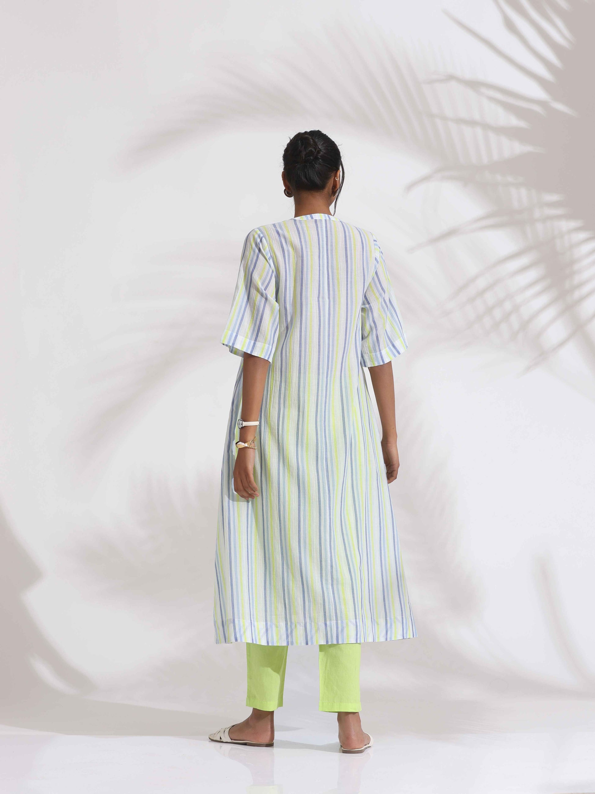 trueBrowns White Cotton Multi Stripe Flared Kurta Set | Swadesiicart