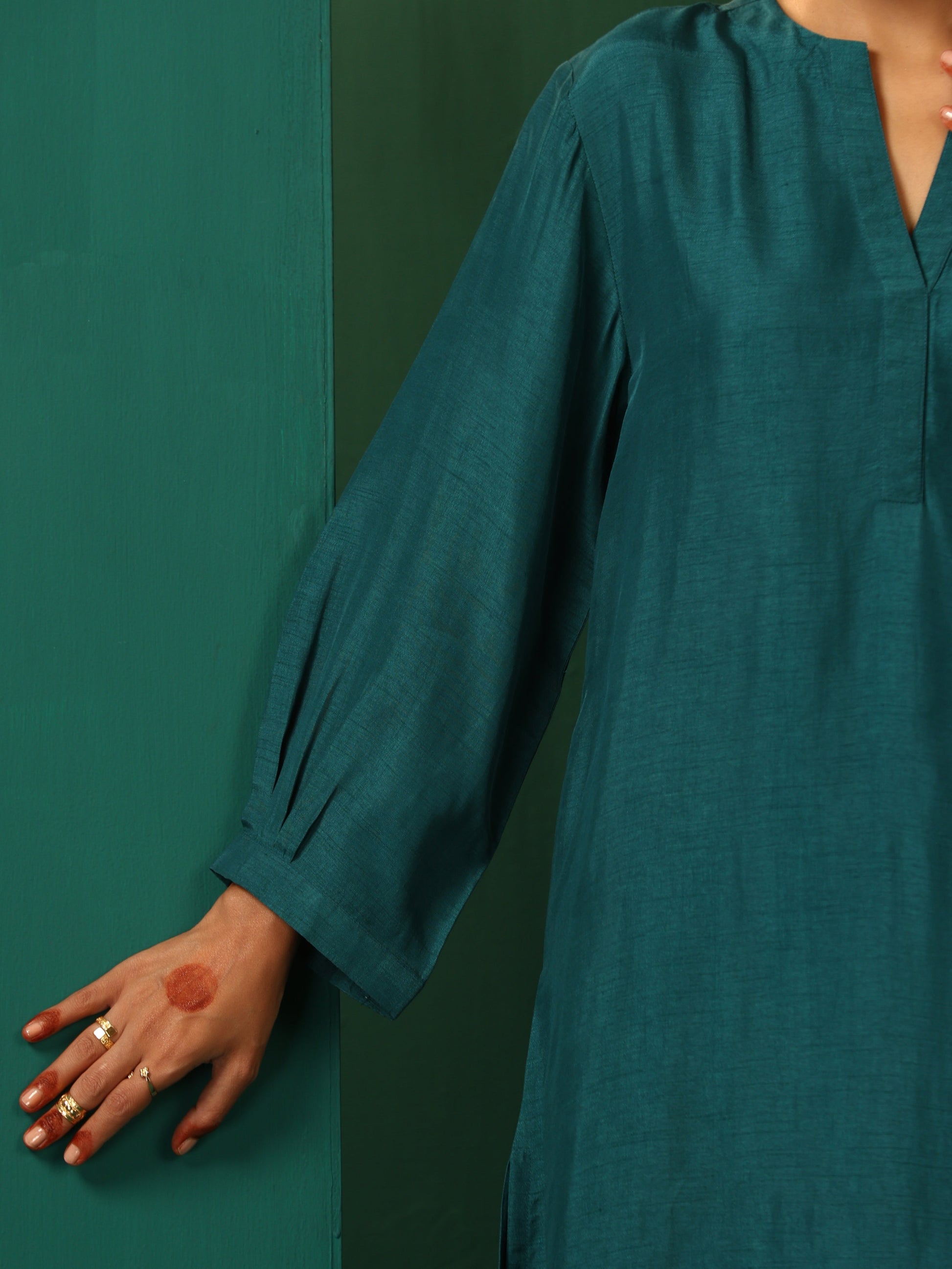 trueBrowns Teal Silk Relaxed Placket Co-ord Set - Swadesiicart
