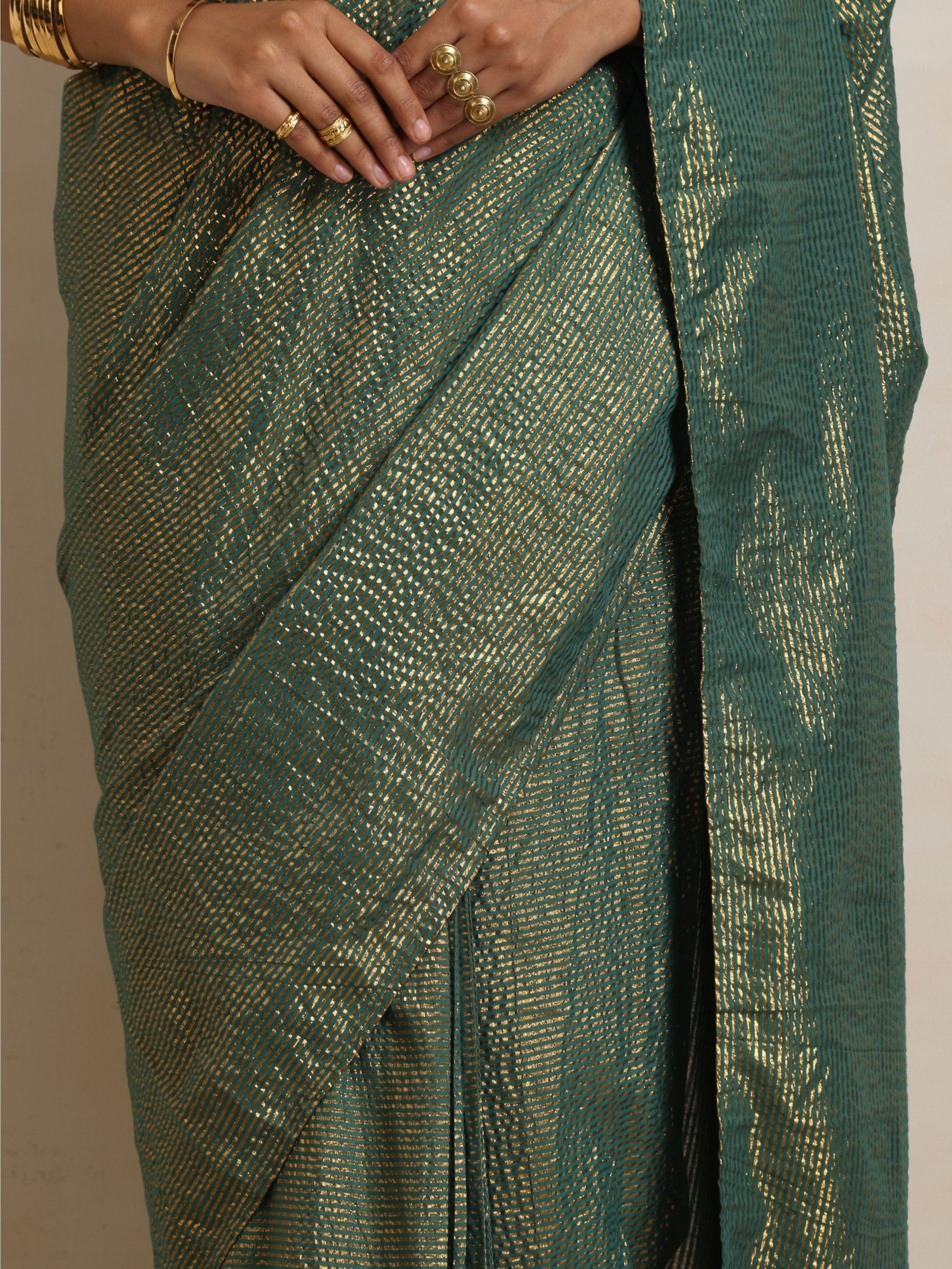 trueBrowns Dark Green Gold Lurex Ready To Wear Saree | Swadesiicart