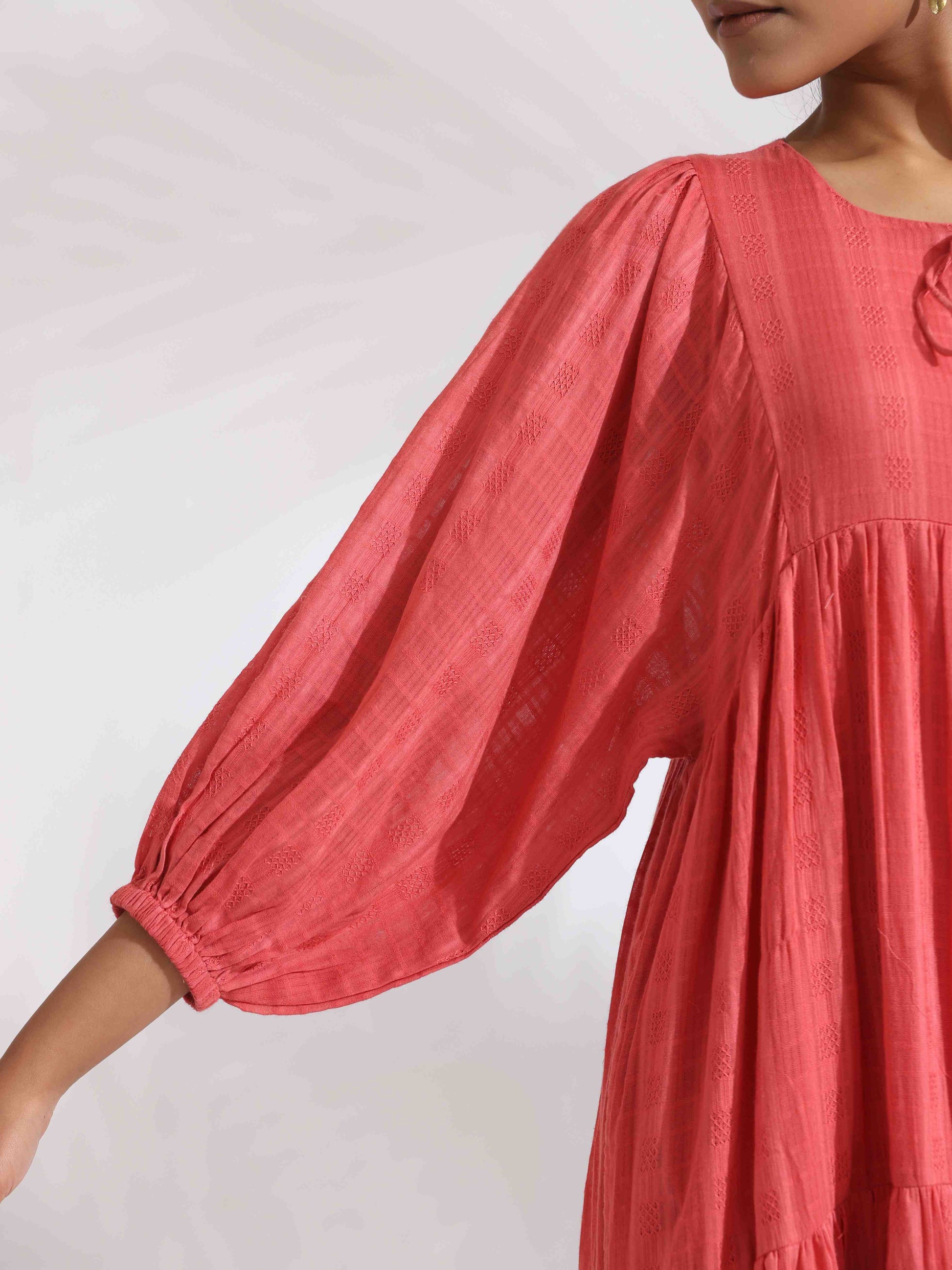 trueBrowns Pink Cotton Tier Dress | Swadesiicart