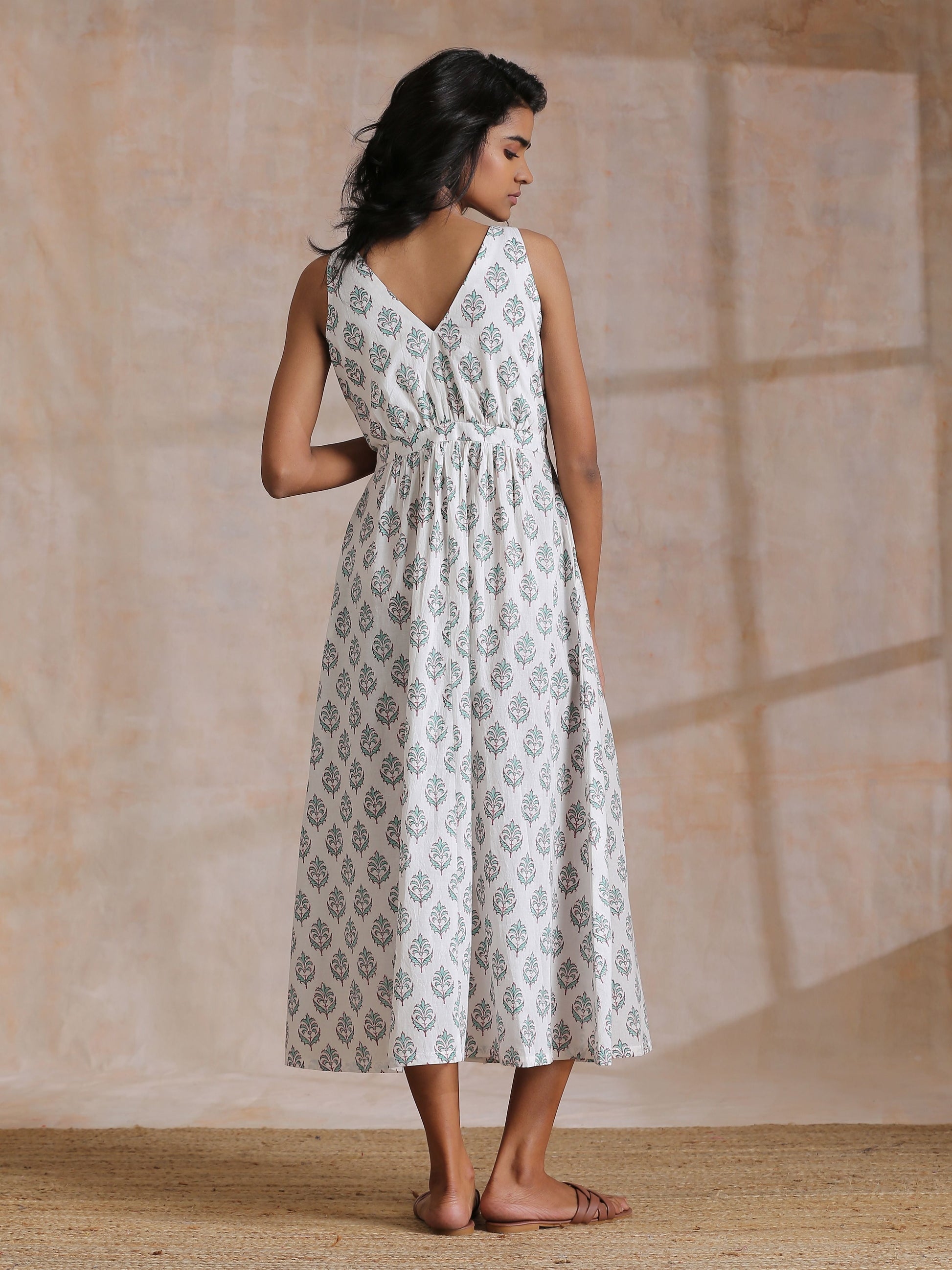 trueBrowns Green Buta On White Block Print Cotton Sleeveless Wrap Dress | Swadesiicart
