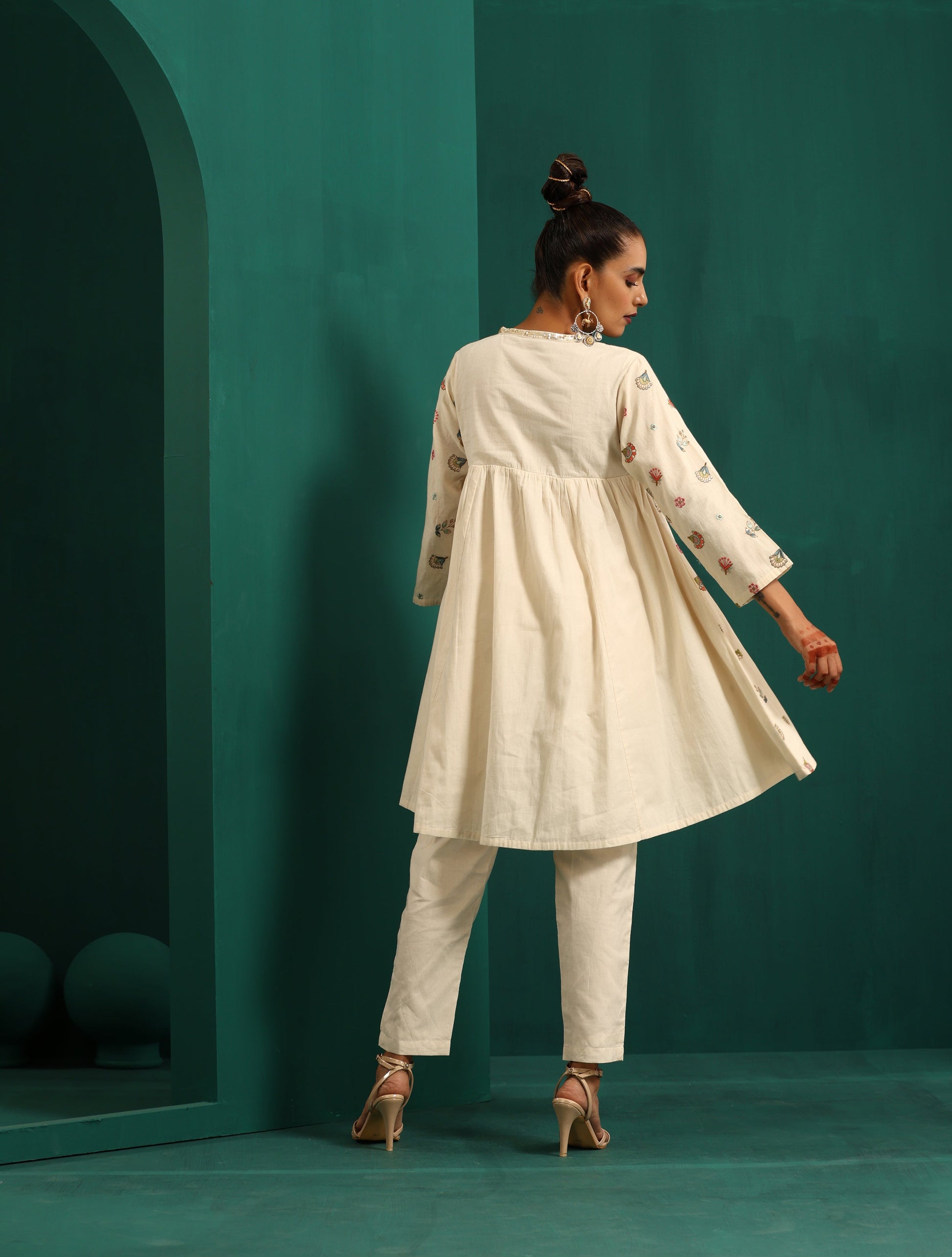 trueBrowns Ivory Multi Color Cotton Yoke Gathered Co-ord Set - Swadesiicart