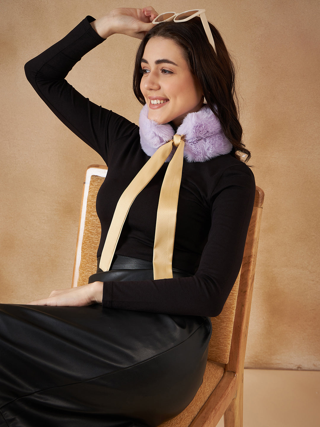 InWeave Women's Light Mauve Fur Neckpiece - Swadesiicart
