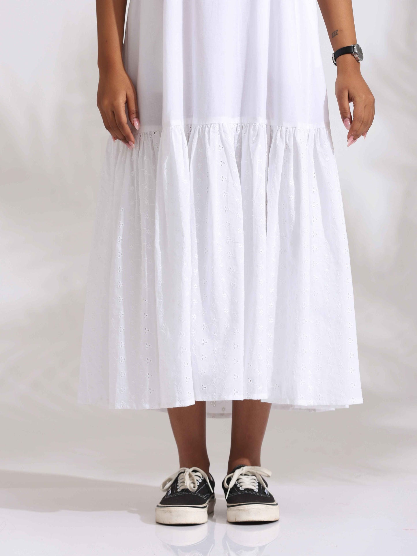 trueBrowns White Cotton Schiffli Tier Dress | Swadesiicart