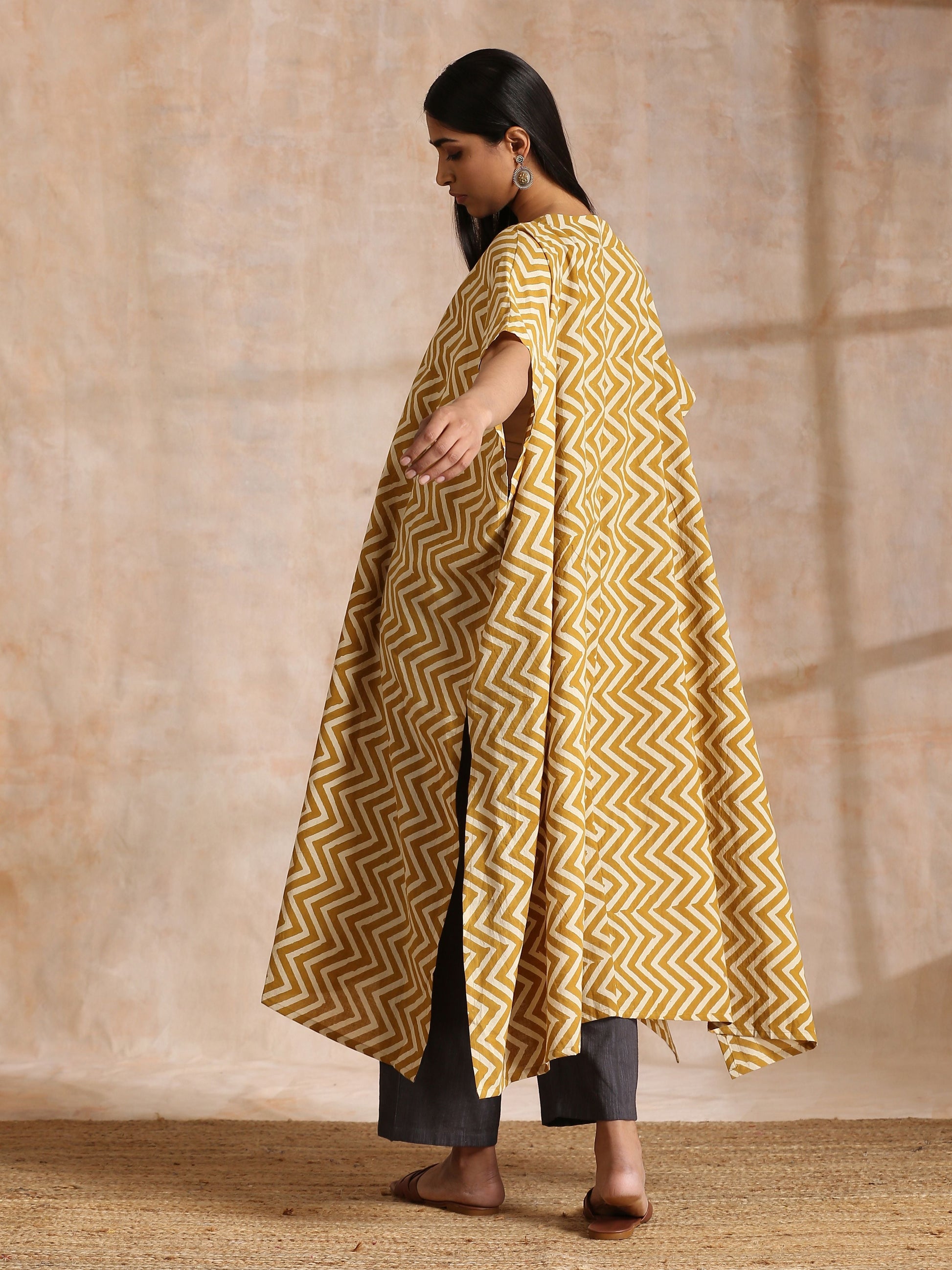 trueBrowns Mustard Dabu Zig-Zag Lines Print Cotton Panel Kaftan Kurta Pant Set | Swadesiicart