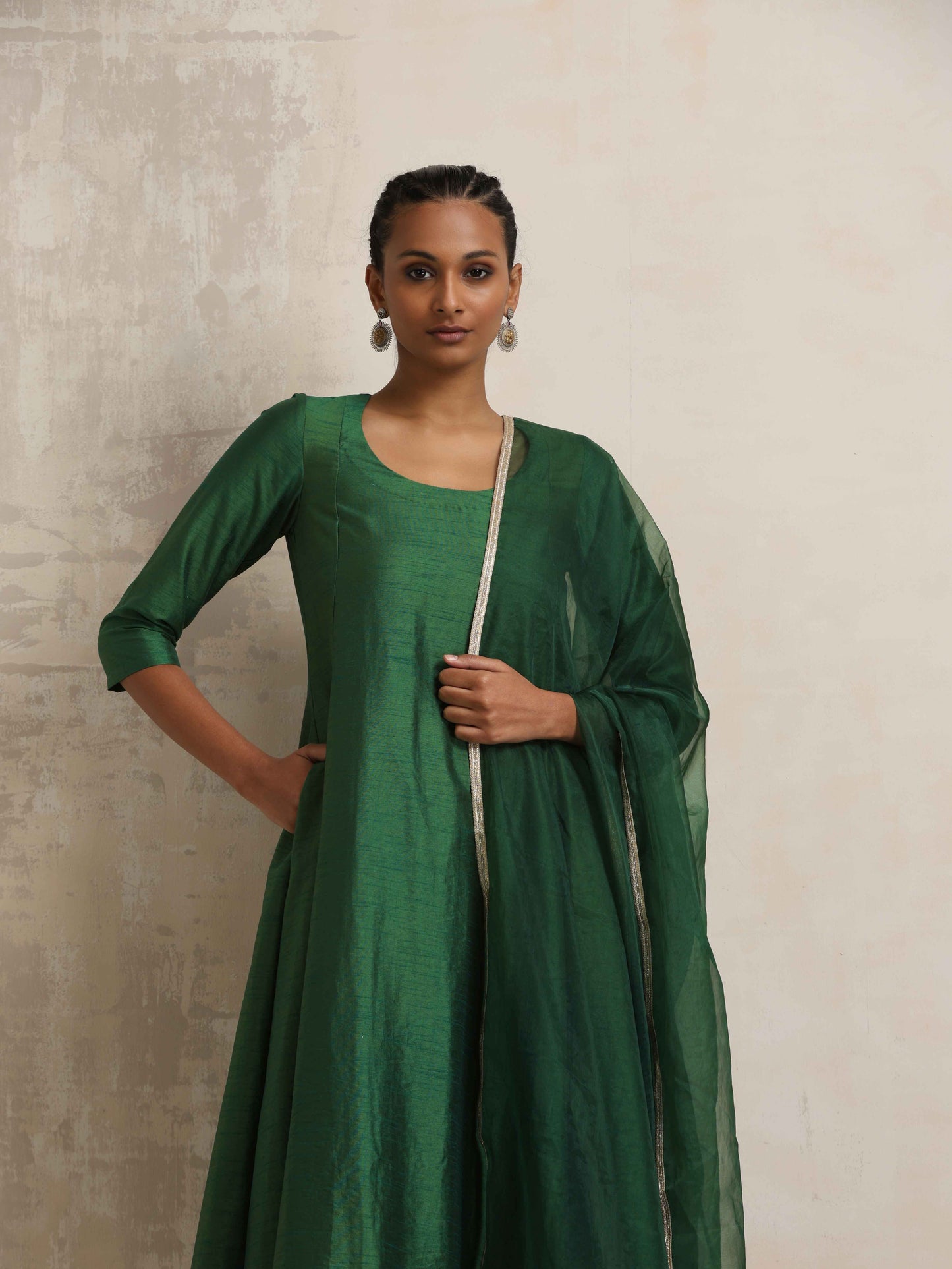 trueBrowns Dark Green Anarkali Kurta Pant Dupatta Set | Swadesiicart