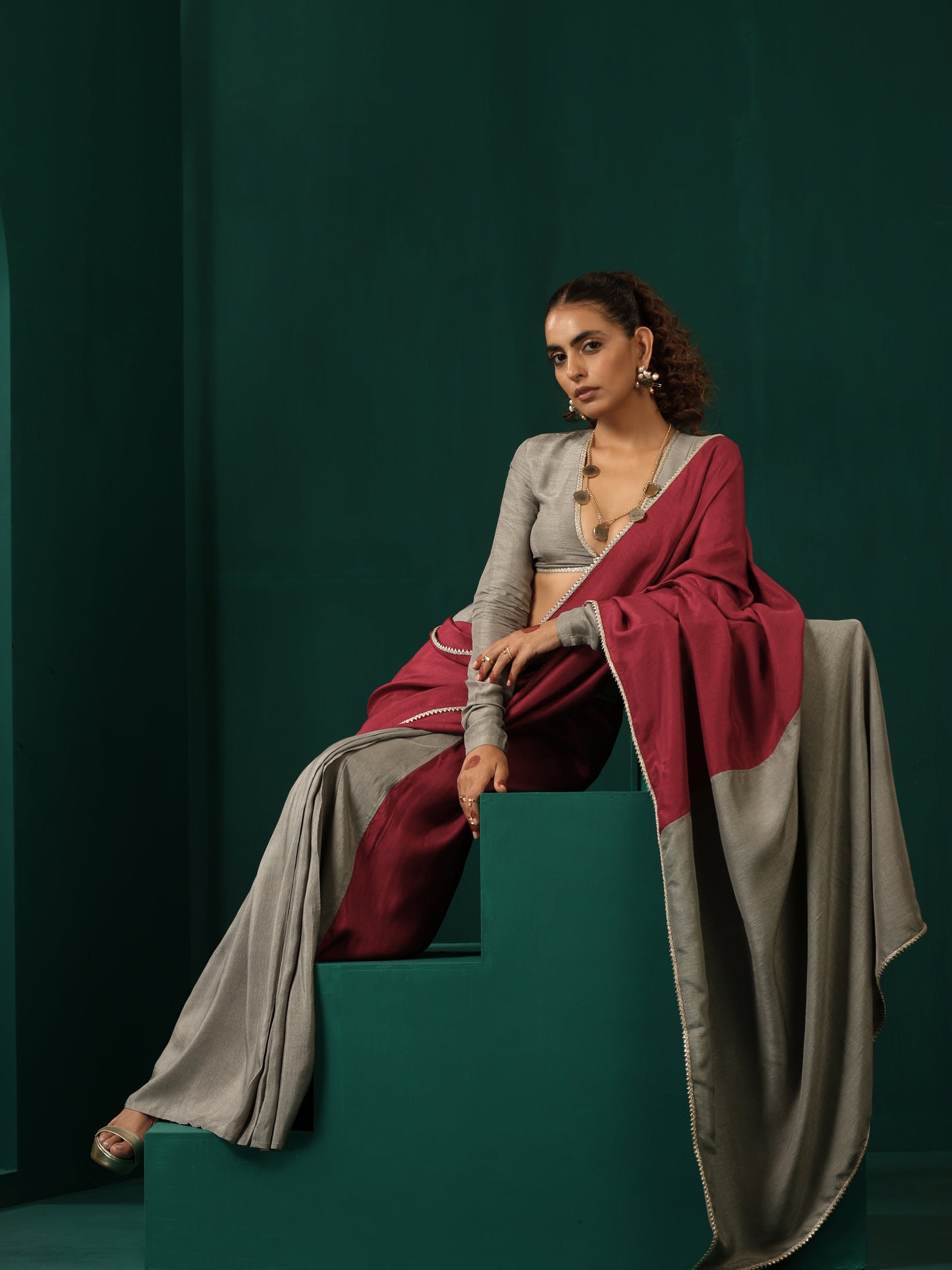 trueBrowns Grey Maroon Silk Ready to Wear Saree | Swadesiicart