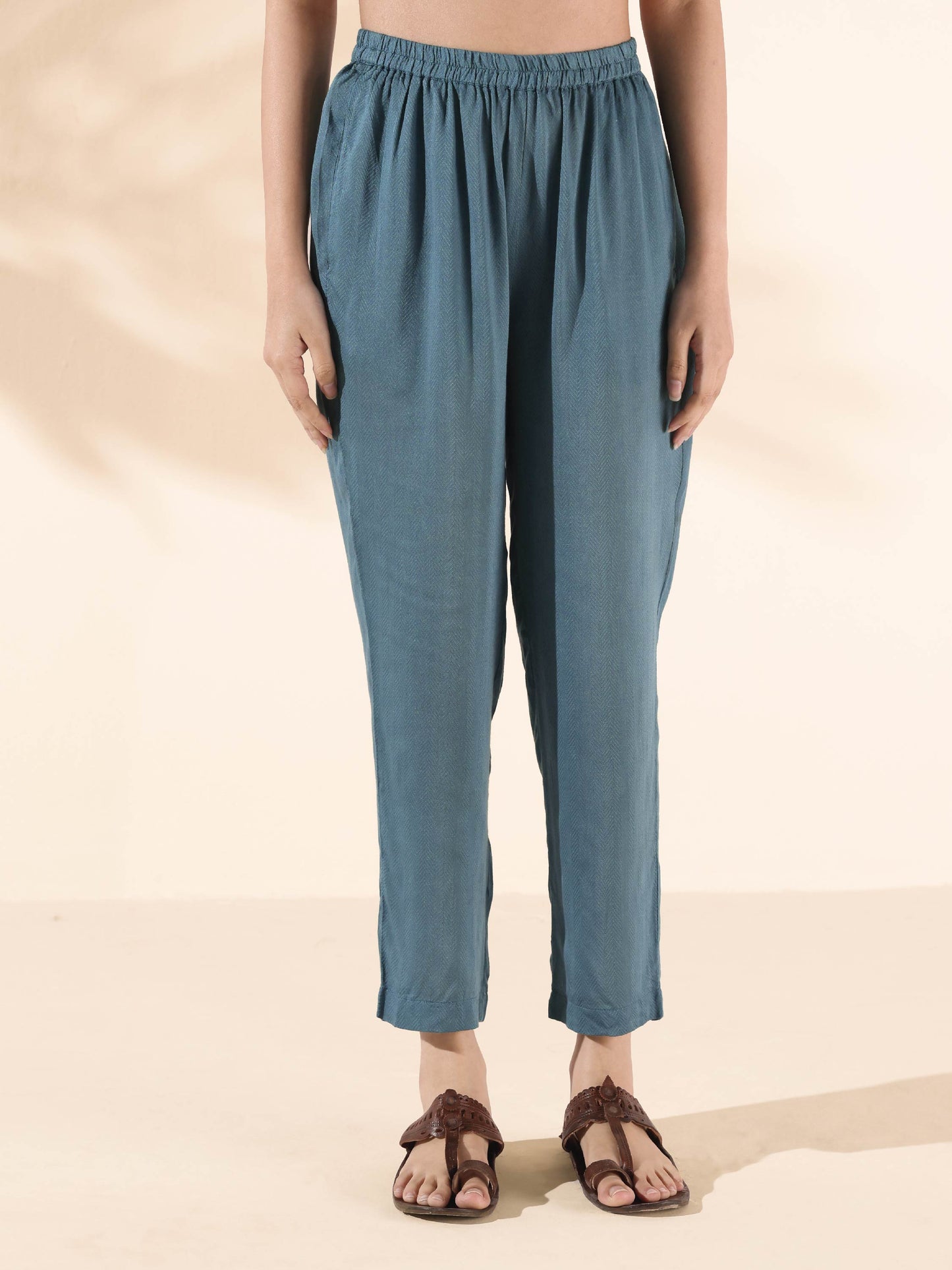 trueBrowns Turquoise Viscose Dobby Flared Kurta Pant Set | Swadesiicart