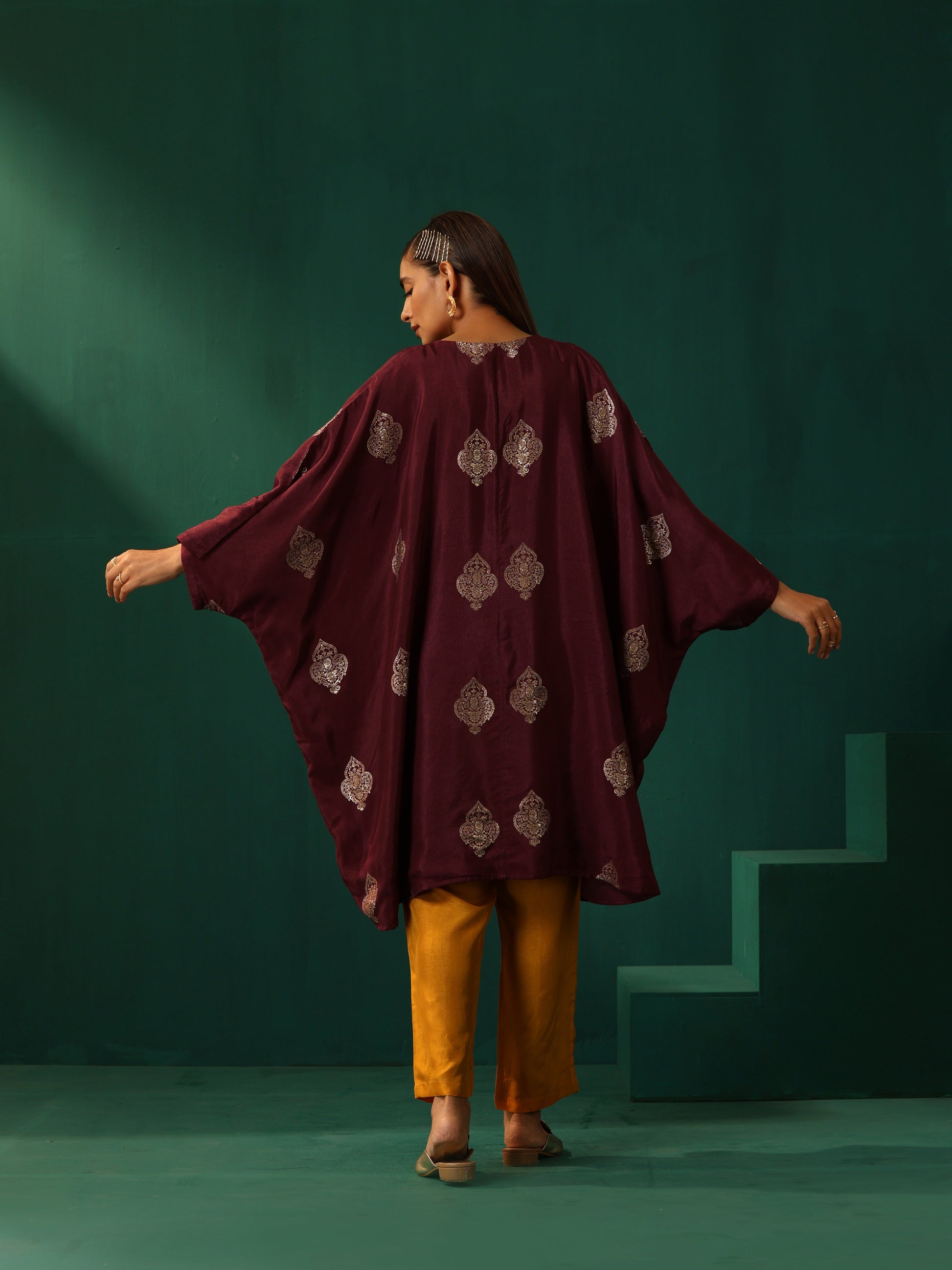 trueBrowns Wine Geometric Viscose Silk Kaftan Kurta Pant Set | Swadesiicart