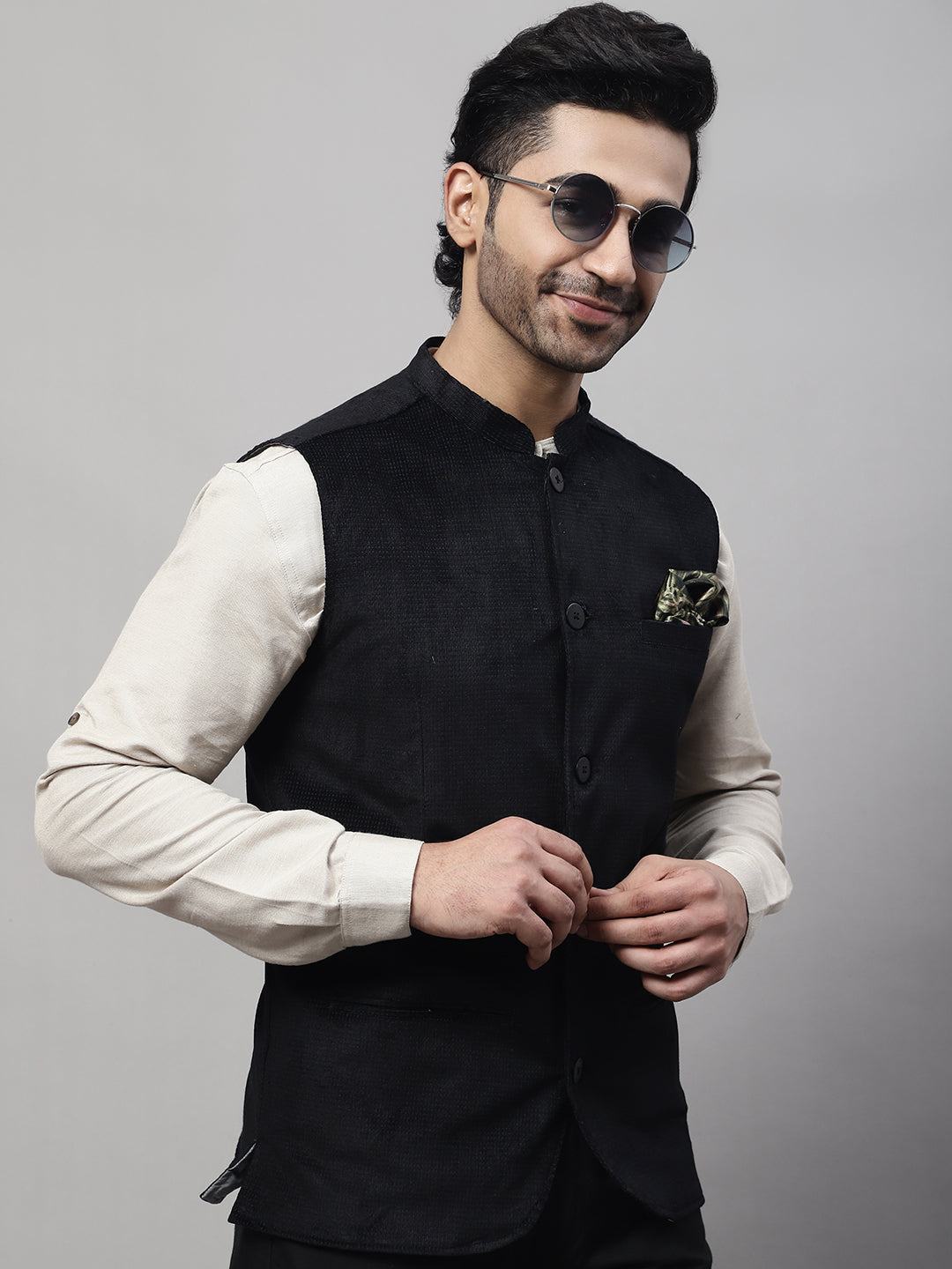 Even Apparels Men's Black Nehru Jacket With Welt Pockets | Swadesiicart