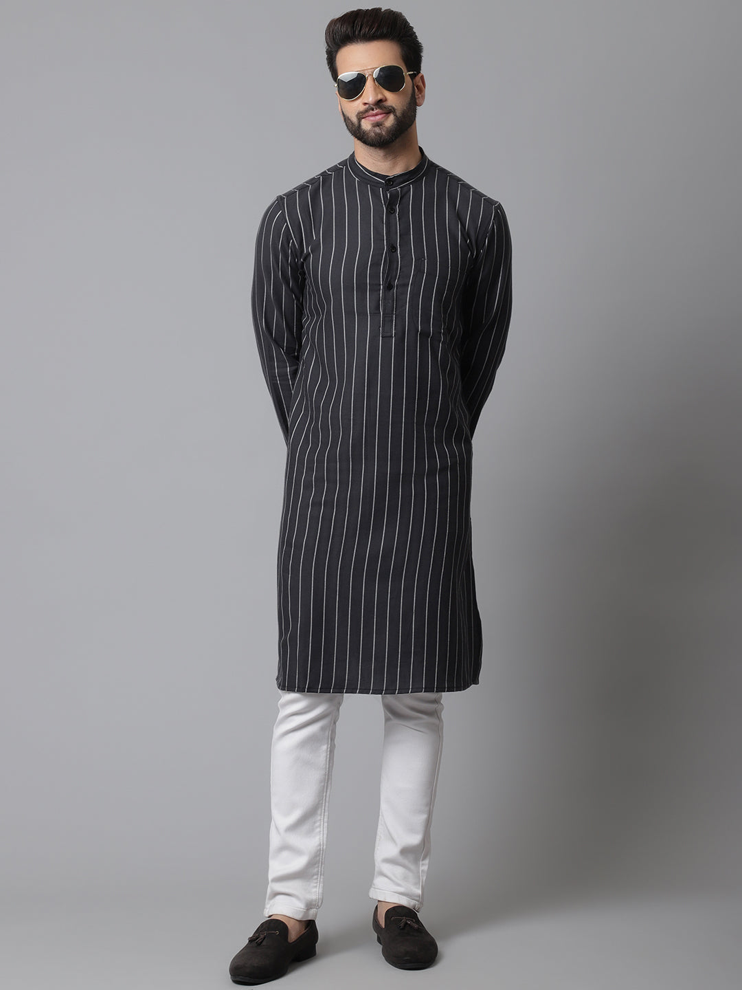 Even Apparels Black Pure Cotton Kurta With Band Collar | Swadesiicart