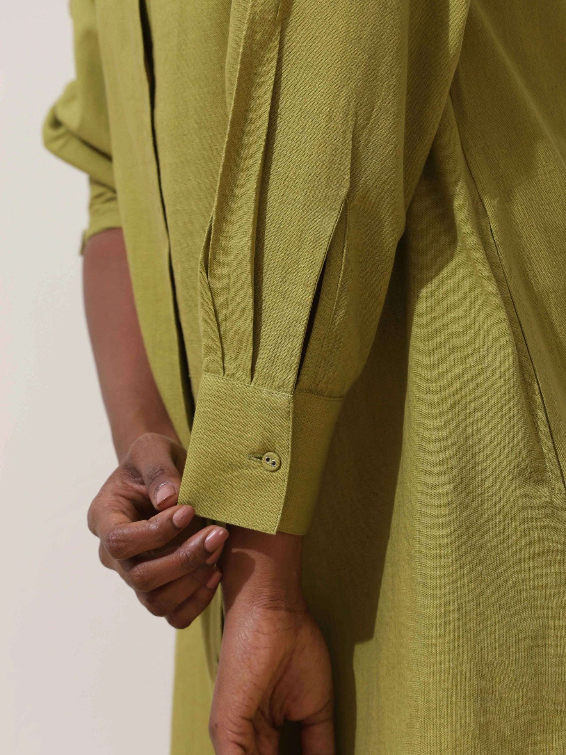 trueBrowns Pear Green Cotton Linen Dress | Swadesiicart