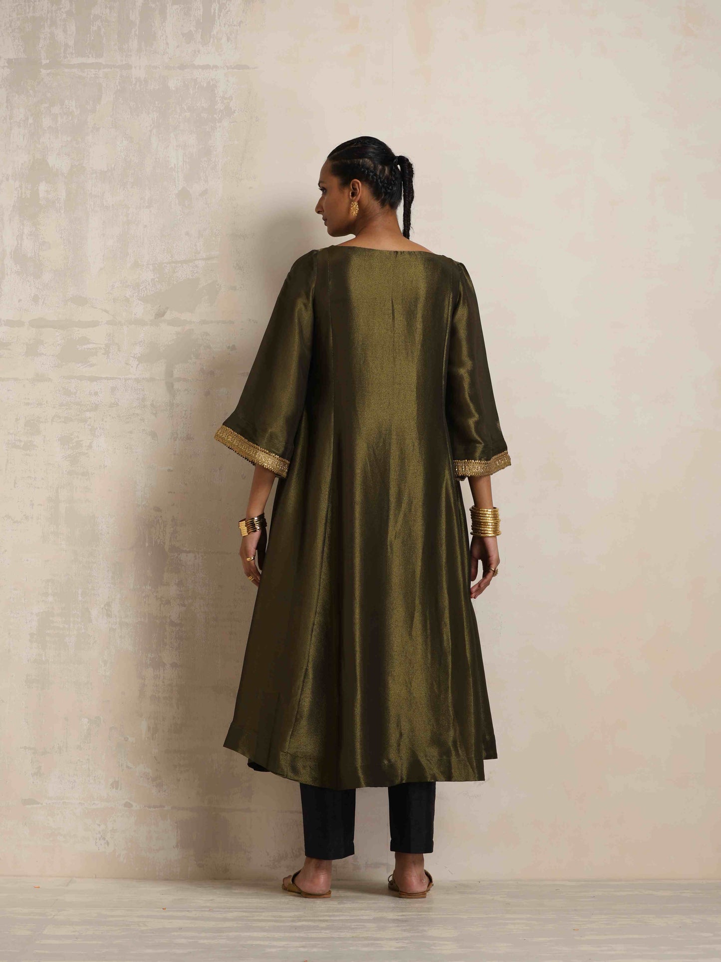 trueBrowns Olive Green Tissue Flared Anarkali Kurta Set | Swadesiicart
