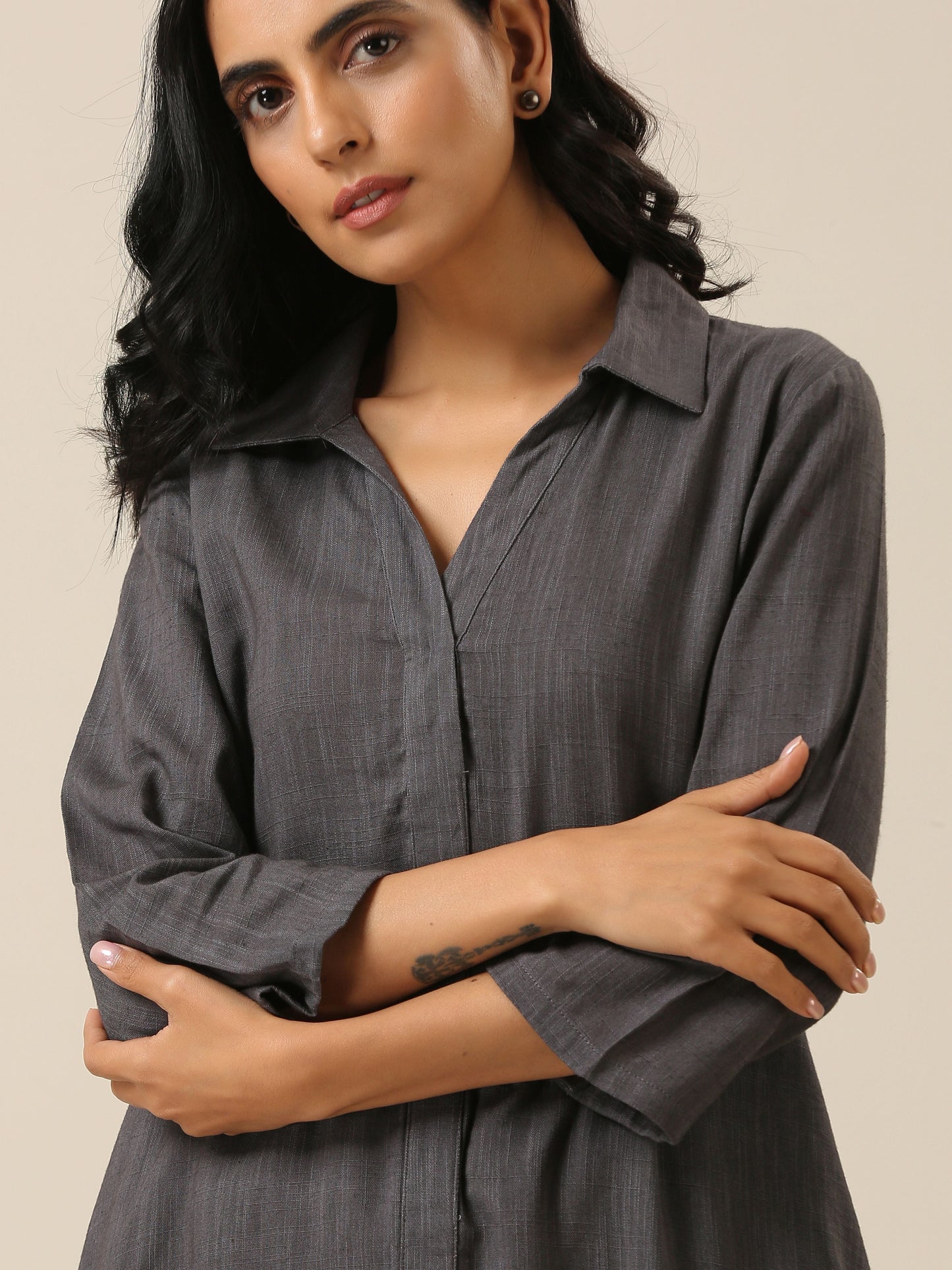 trueBrowns Slate Grey Slub Texture Collar Short Co-Ord Set - Swadesiicart