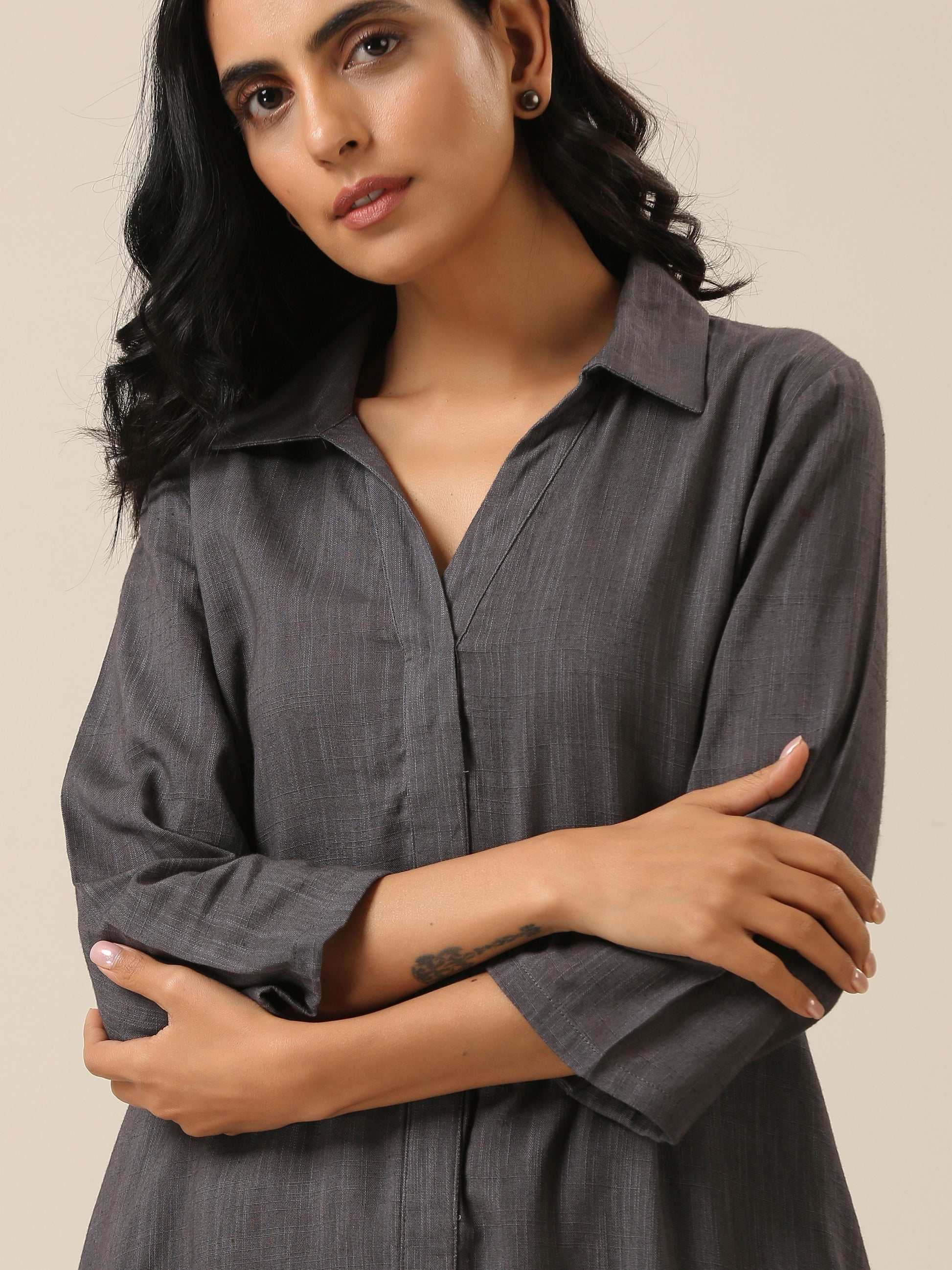 trueBrowns Slate Grey Slub Texture Collar Short Co-Ord Set - Swadesiicart