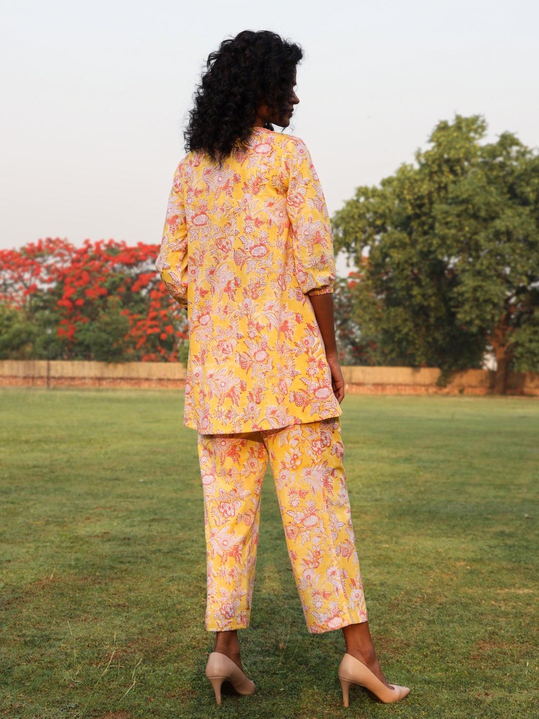 trueBrowns Yellow Cotton Block Print V-Square Neck Co-Ord Set - Swadesiicart