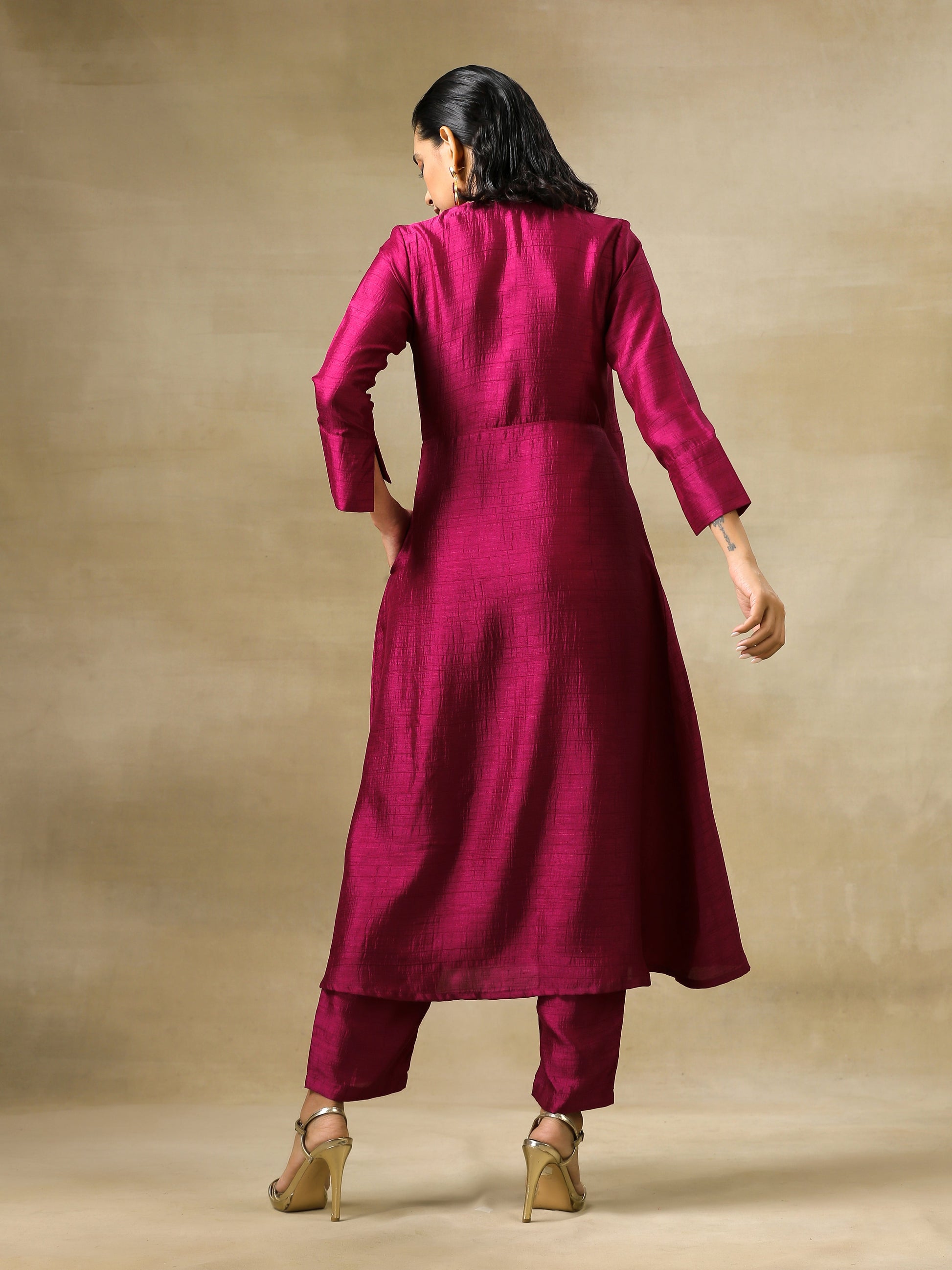 trueBrowns Purple Textured Silk Angrakha Kurta Pant Set | Swadesiicart