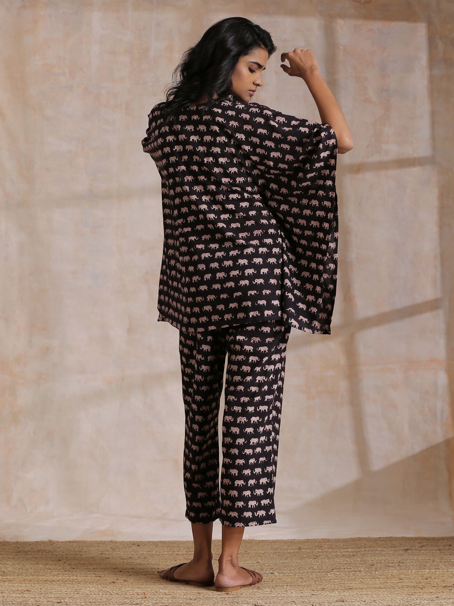 trueBrowns Black Elephant Bagru Print Cotton Kaftan Co-Ord Set - Swadesiicart
