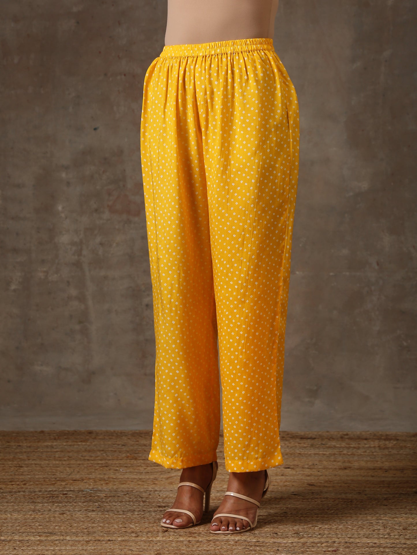 trueBrowns Yellow Bandhani Flare Printed Silk Co-Ord Set | Relove - Swadesiicart