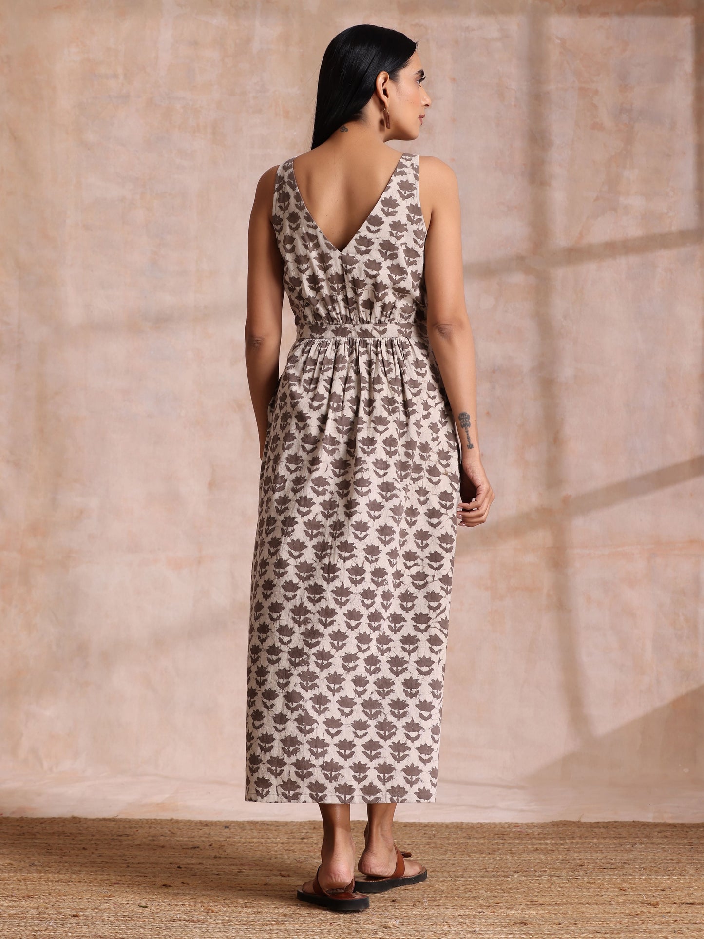trueBrowns Clay Dabu Buta Print Cotton Sleeveless Wrap Dress | Swadesiicart