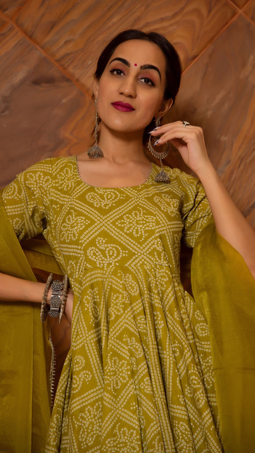 Pomcha Jaipur Bandhej Mehndhi Green Cotton Anarkali Set | Swadesiicart