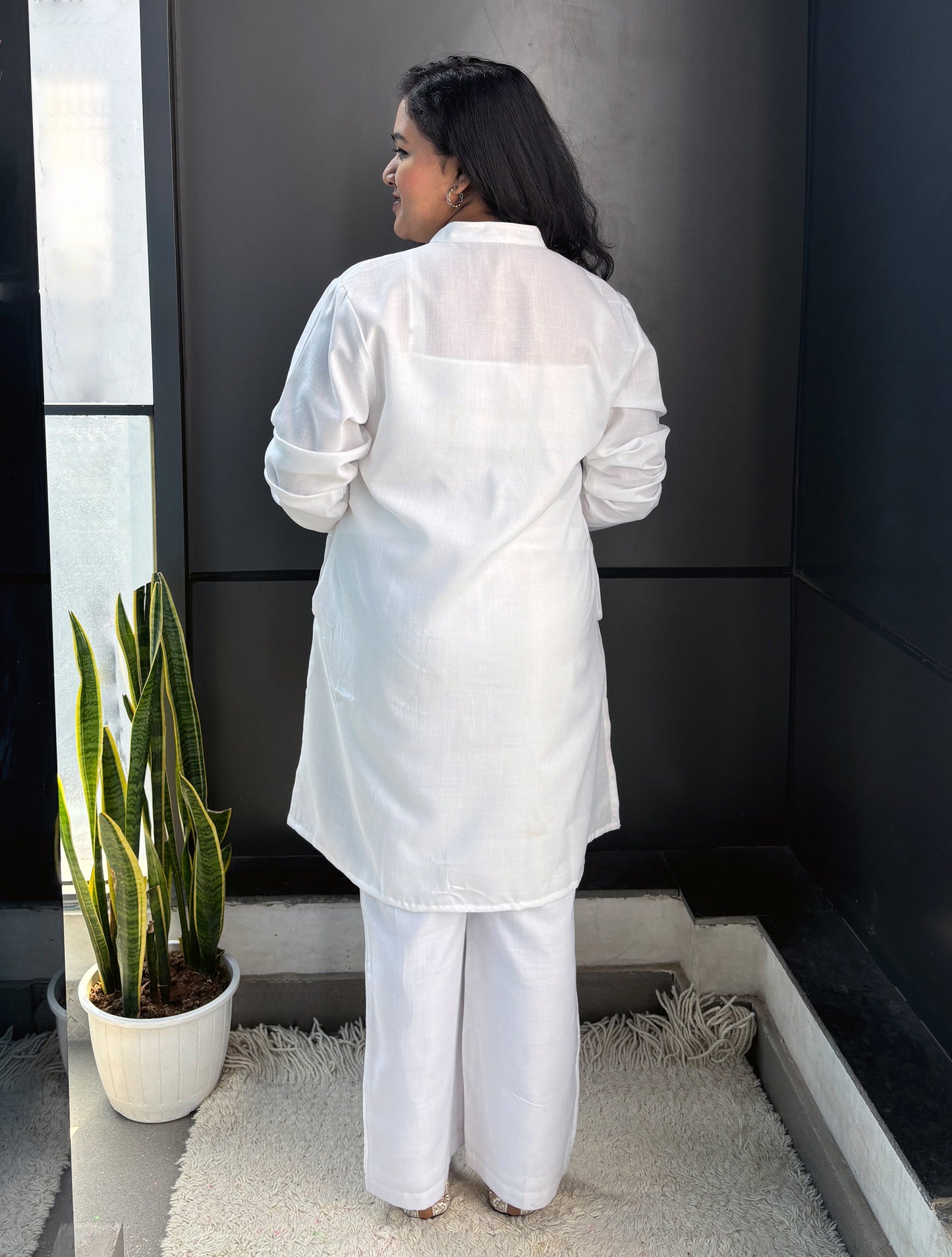 trueBrowns White Slub Kurta | Swadesiicart