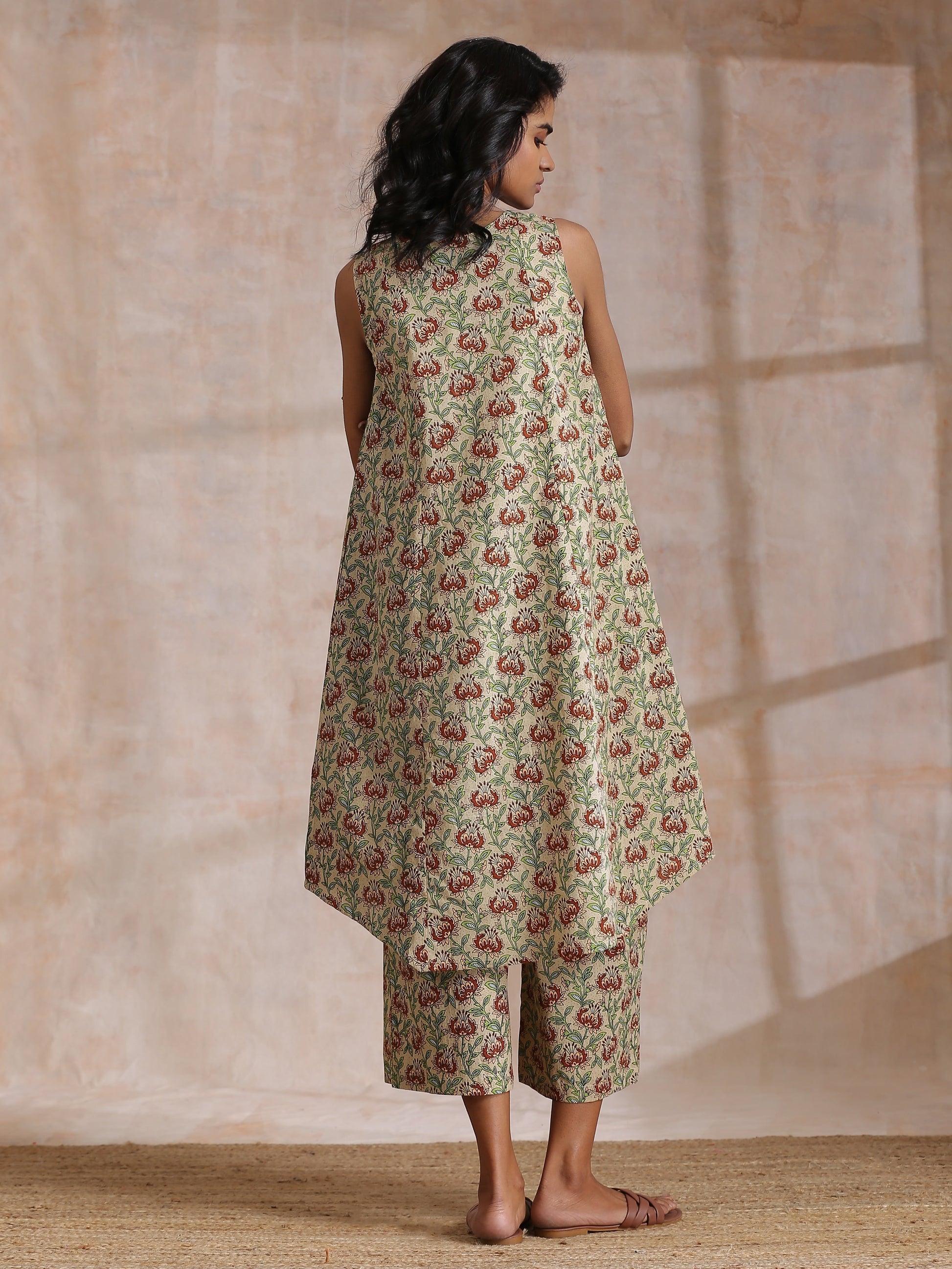 trueBrowns Beige Overall Brown Floral Block Print Cotton High-Low Co-Ord Set - Swadesiicart