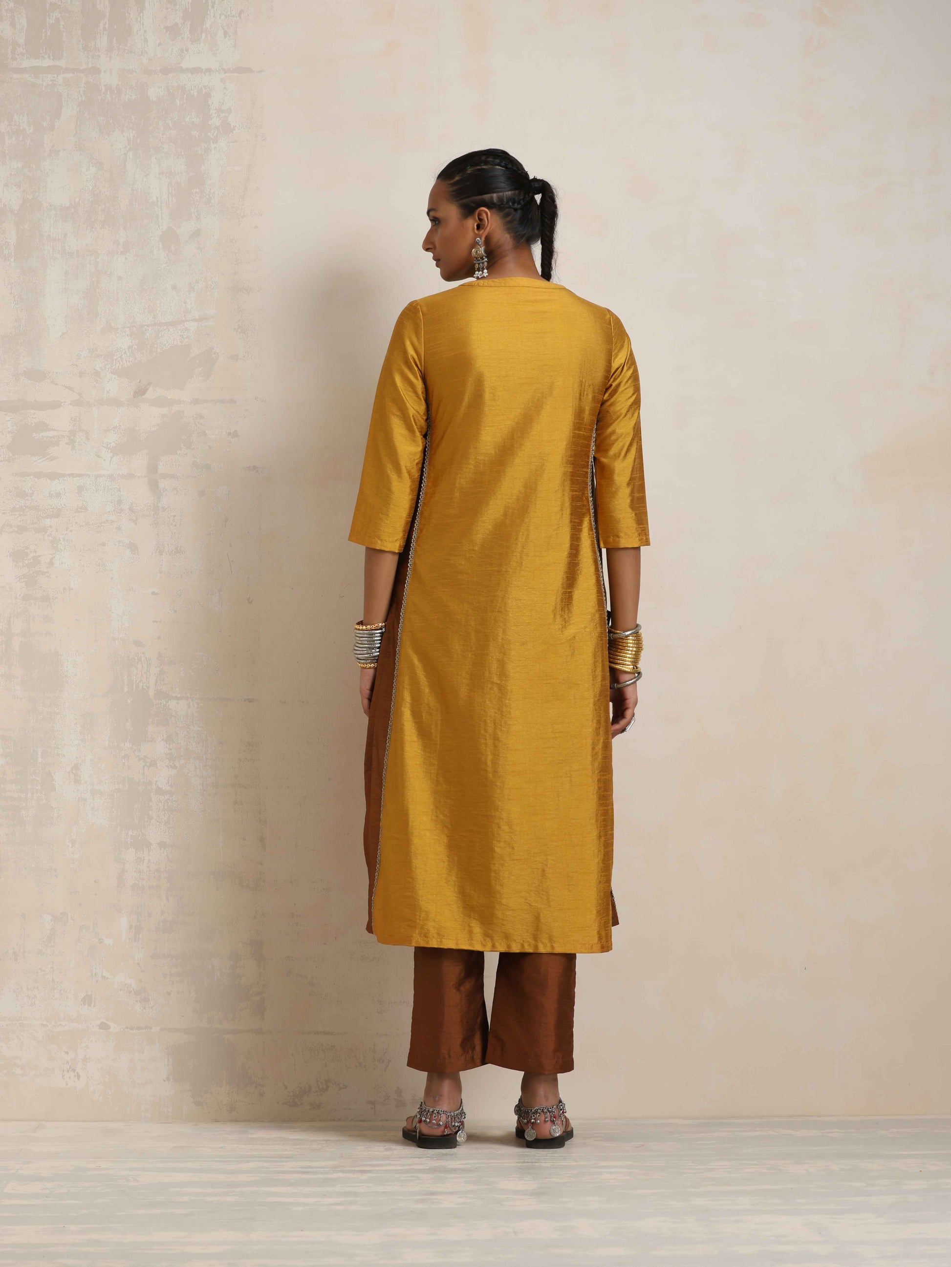 trueBrowns Gold Silk Kurta Set | Swadesiicart