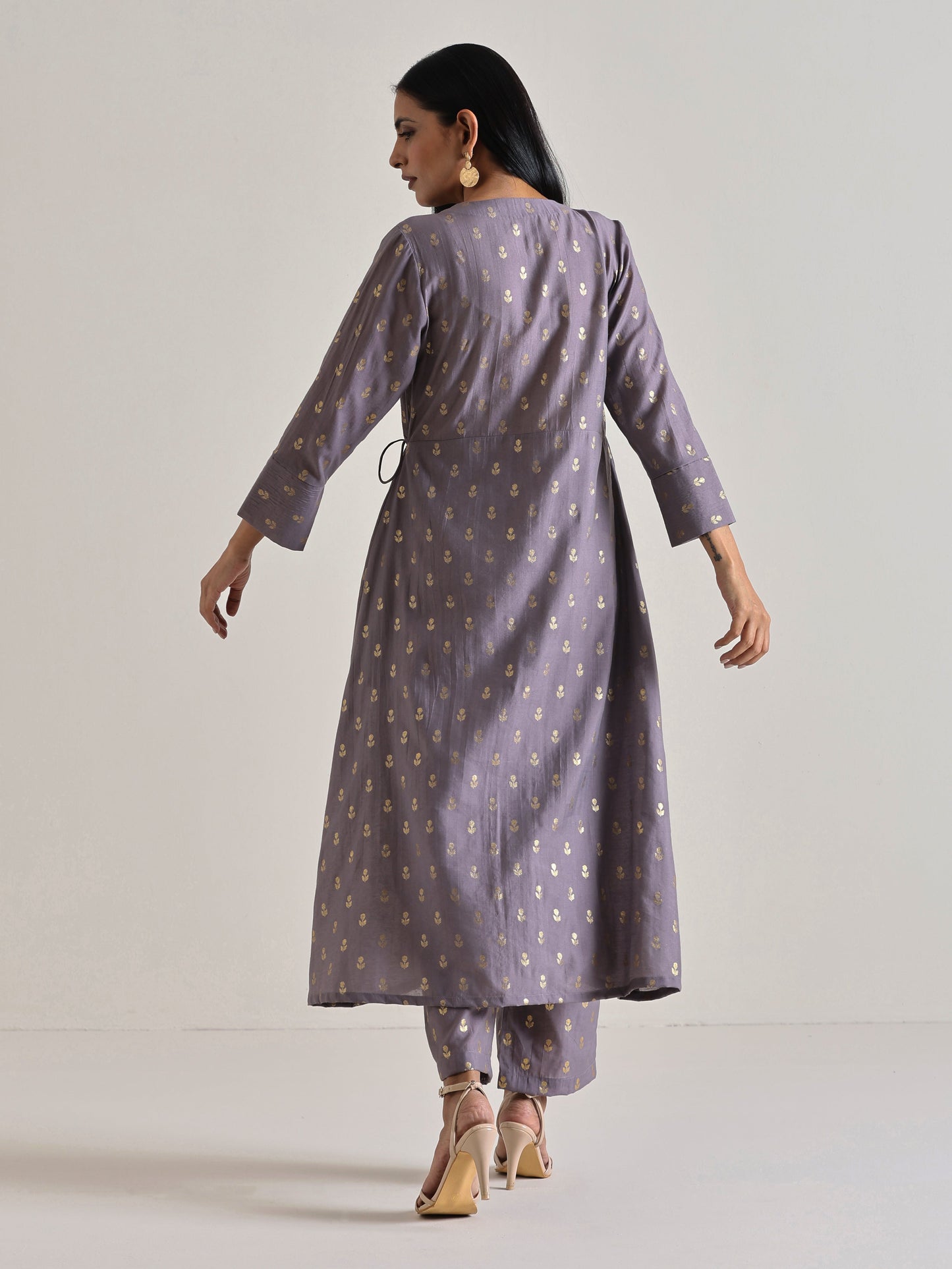 trueBrowns Plum Grey Foil Angrakha Kurta Set | Swadesiicart