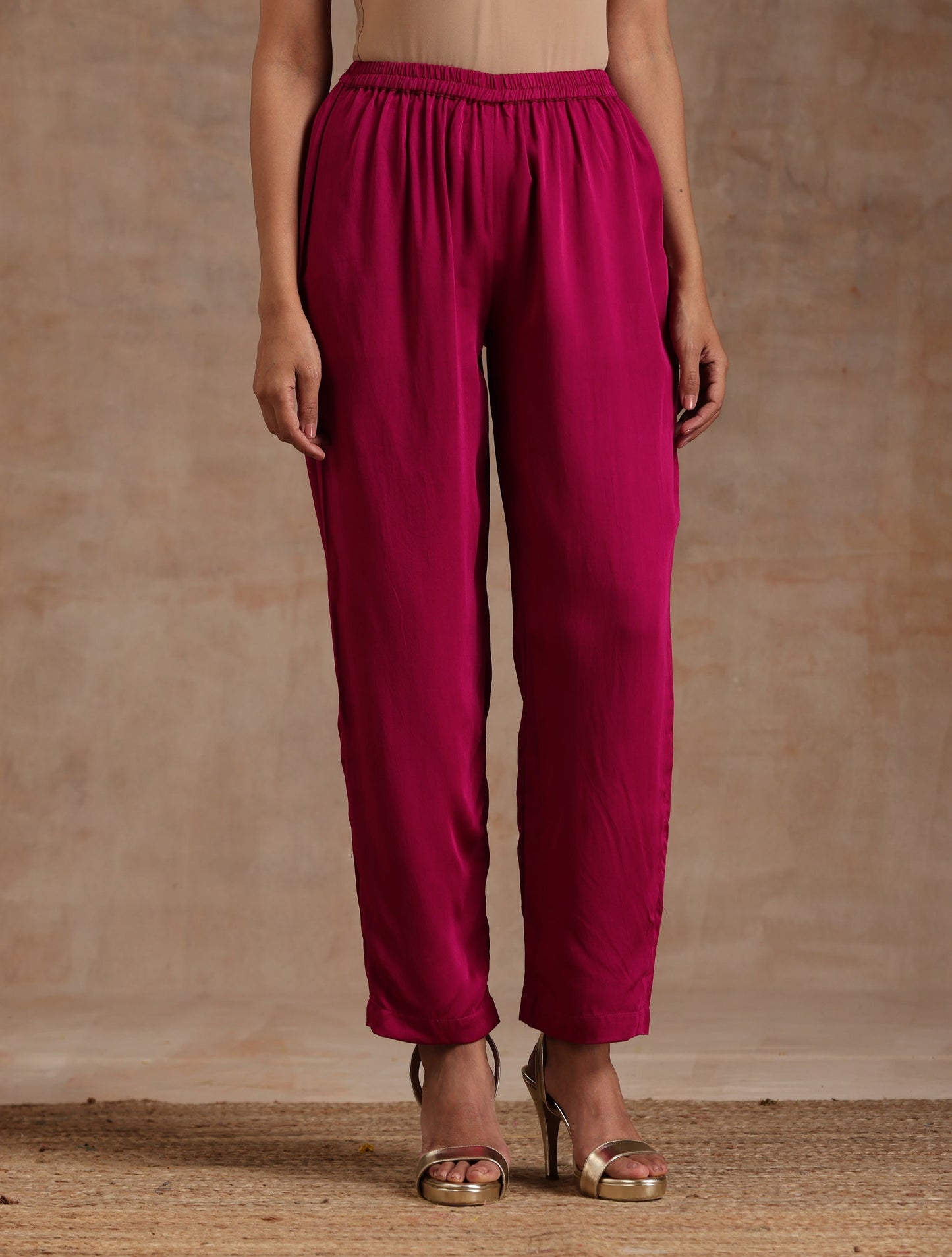 trueBrowns Pink Modal Satin Relax Co-ord Set - Swadesiicart