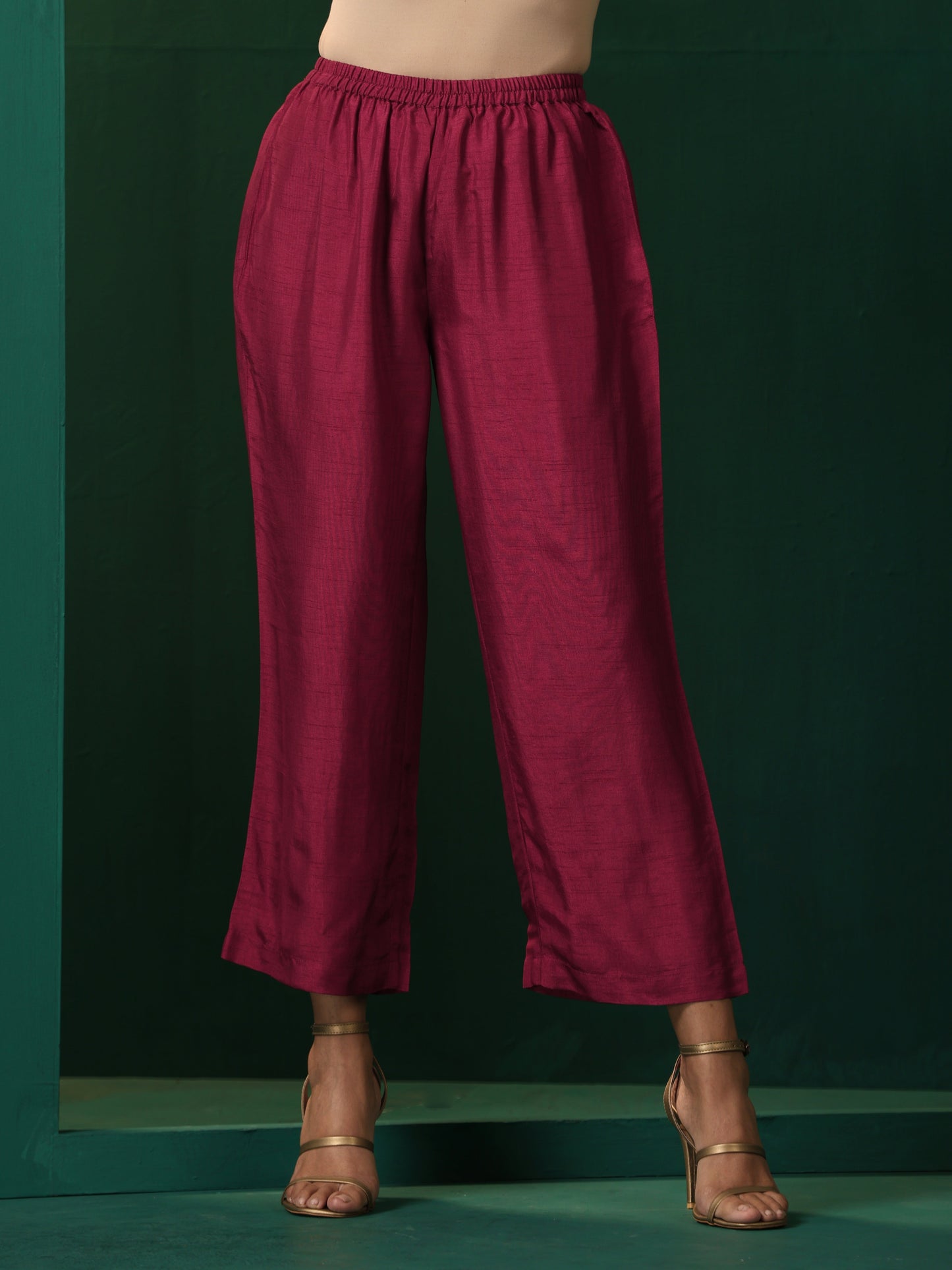 trueBrowns Maroon Silk Puff Sleeve Kurta Pant Set | Swadesiicart