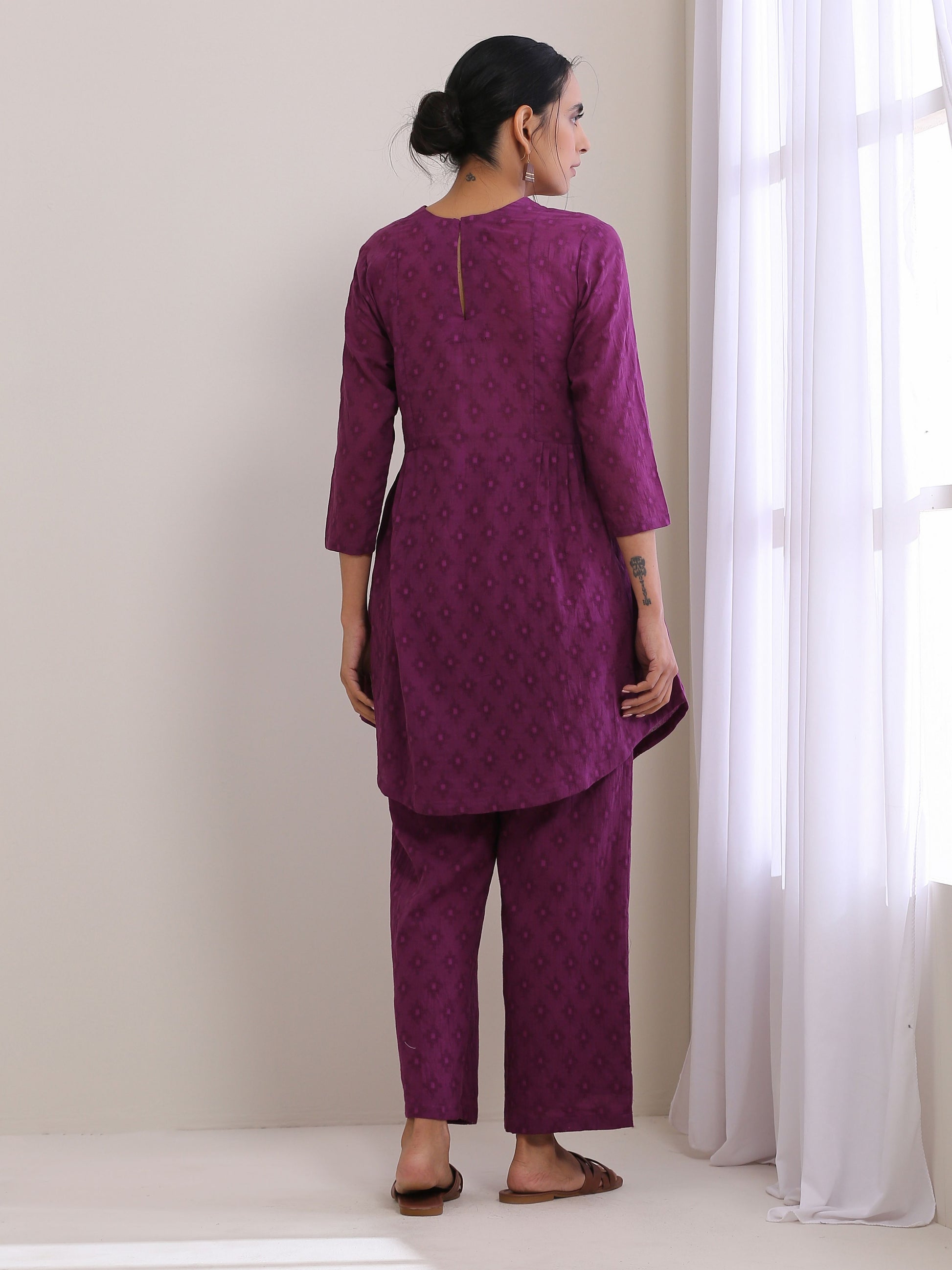 trueBrowns Plum Purple Dobby Gathers Co-Ord Set - Swadesiicart