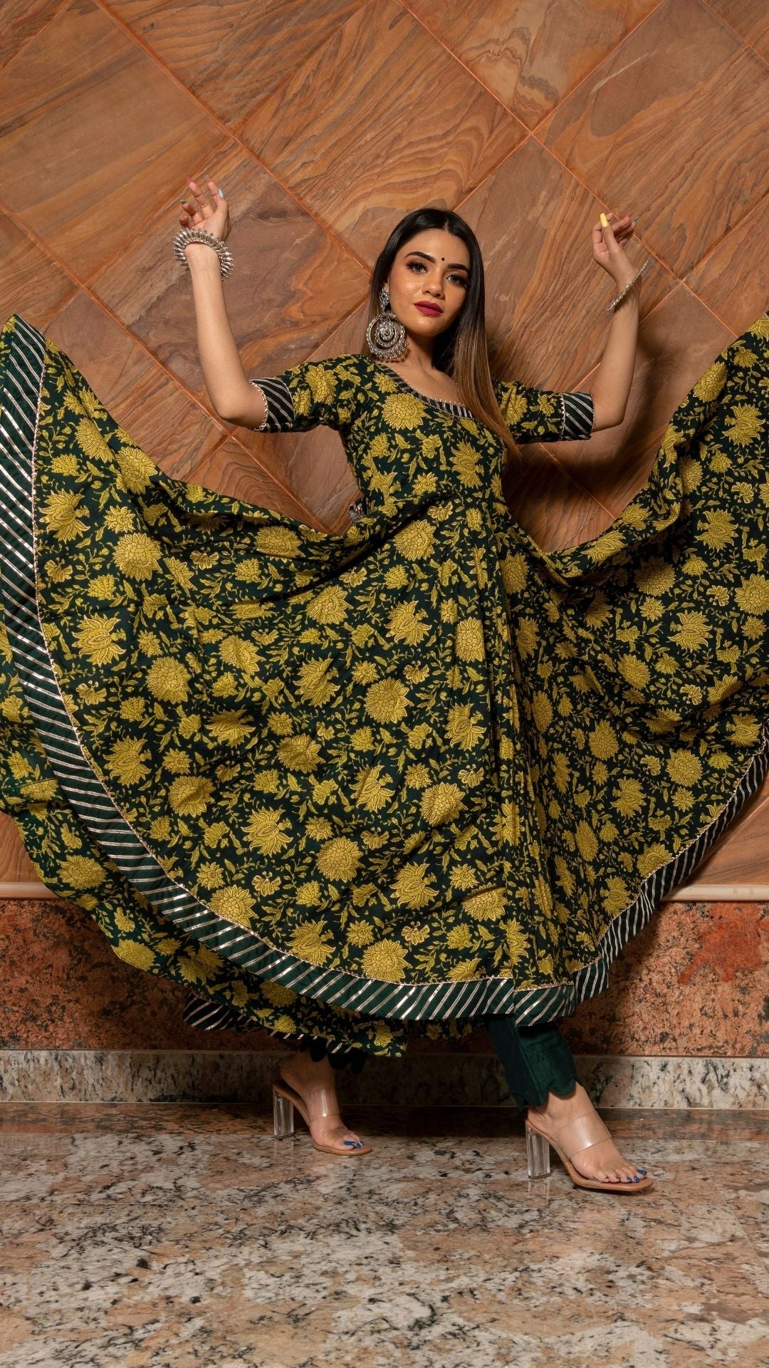 Pomcha Jaipur Idika Green Hand Block Anarkali Set | Swadesiicart