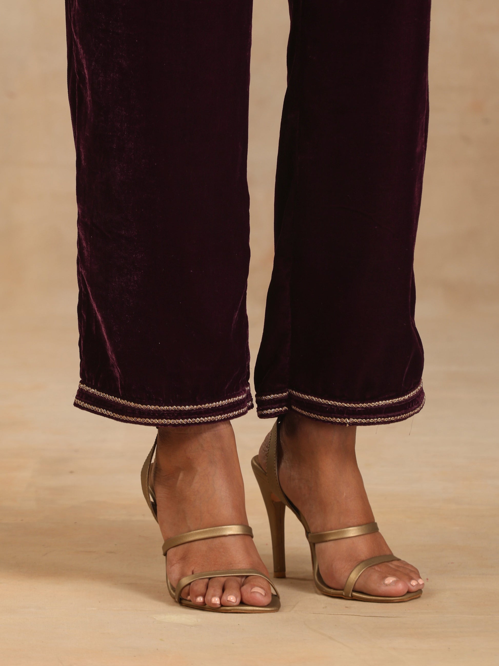 trueBrowns Wine Velvet Embroidered Co-ord Set - Swadesiicart