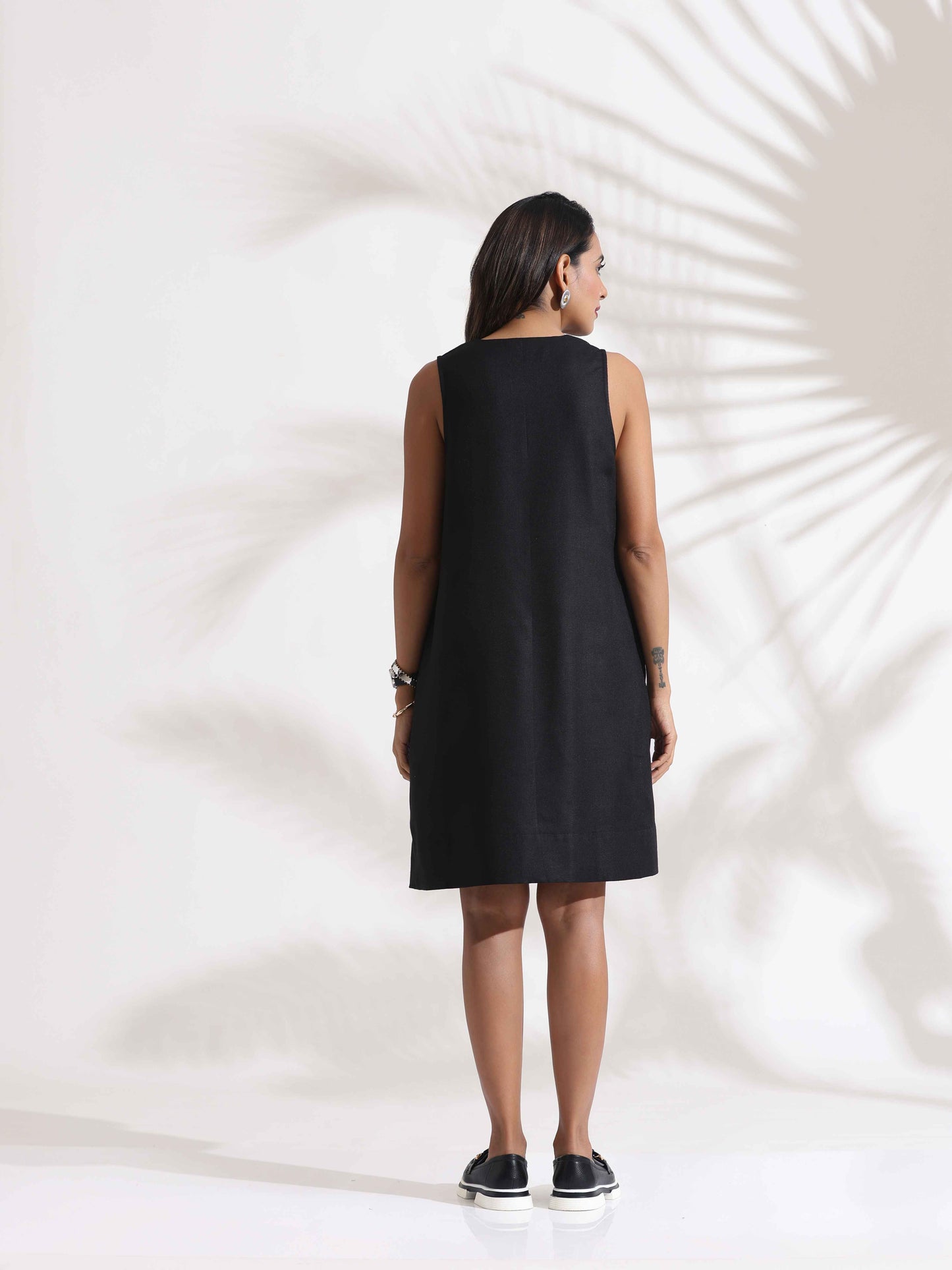 trueBrowns Black Slub Dress | Swadesiicart
