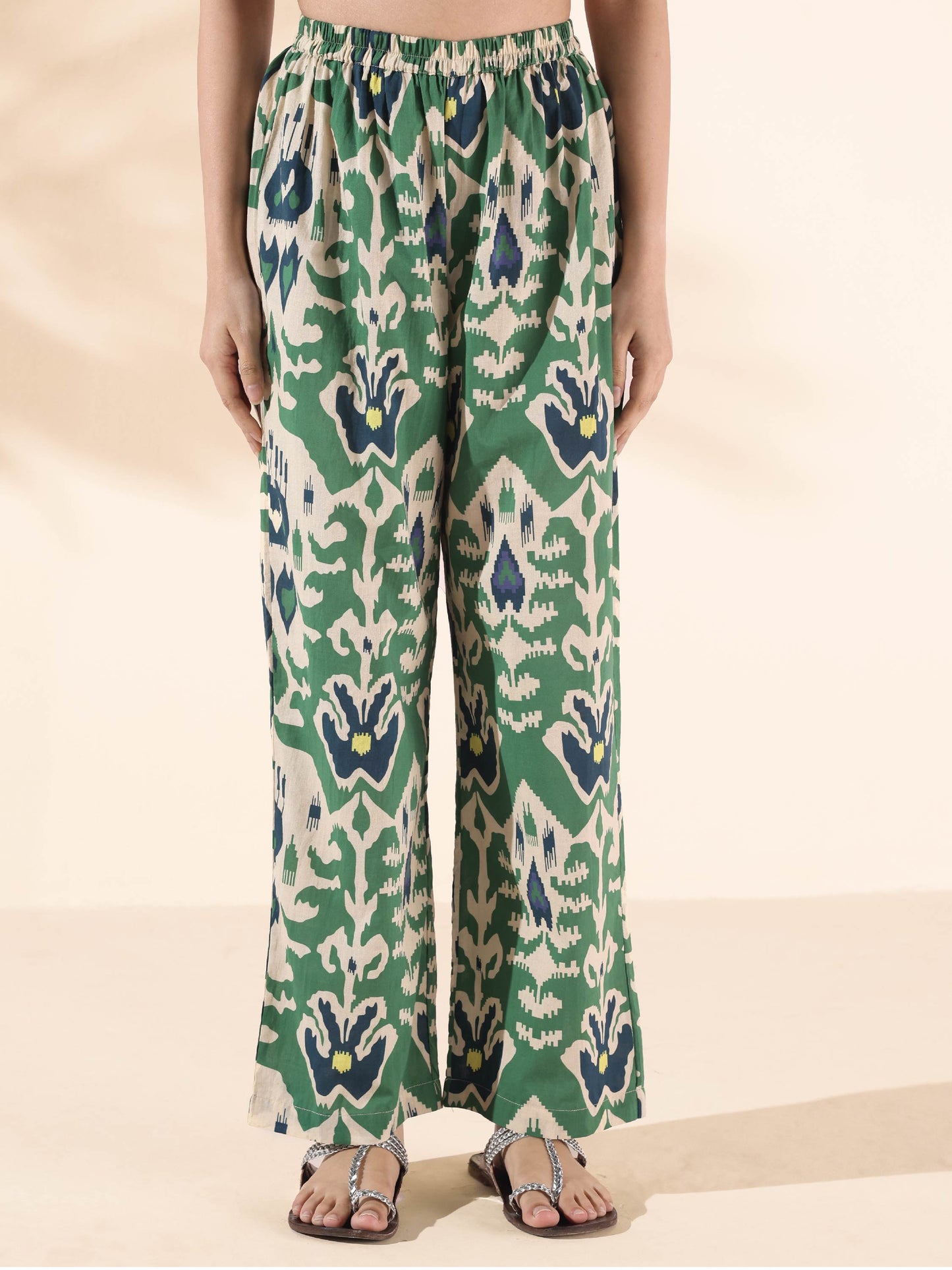 trueBrowns Green Cotton Ikat Sleeveless Co-ord Set - Swadesiicart