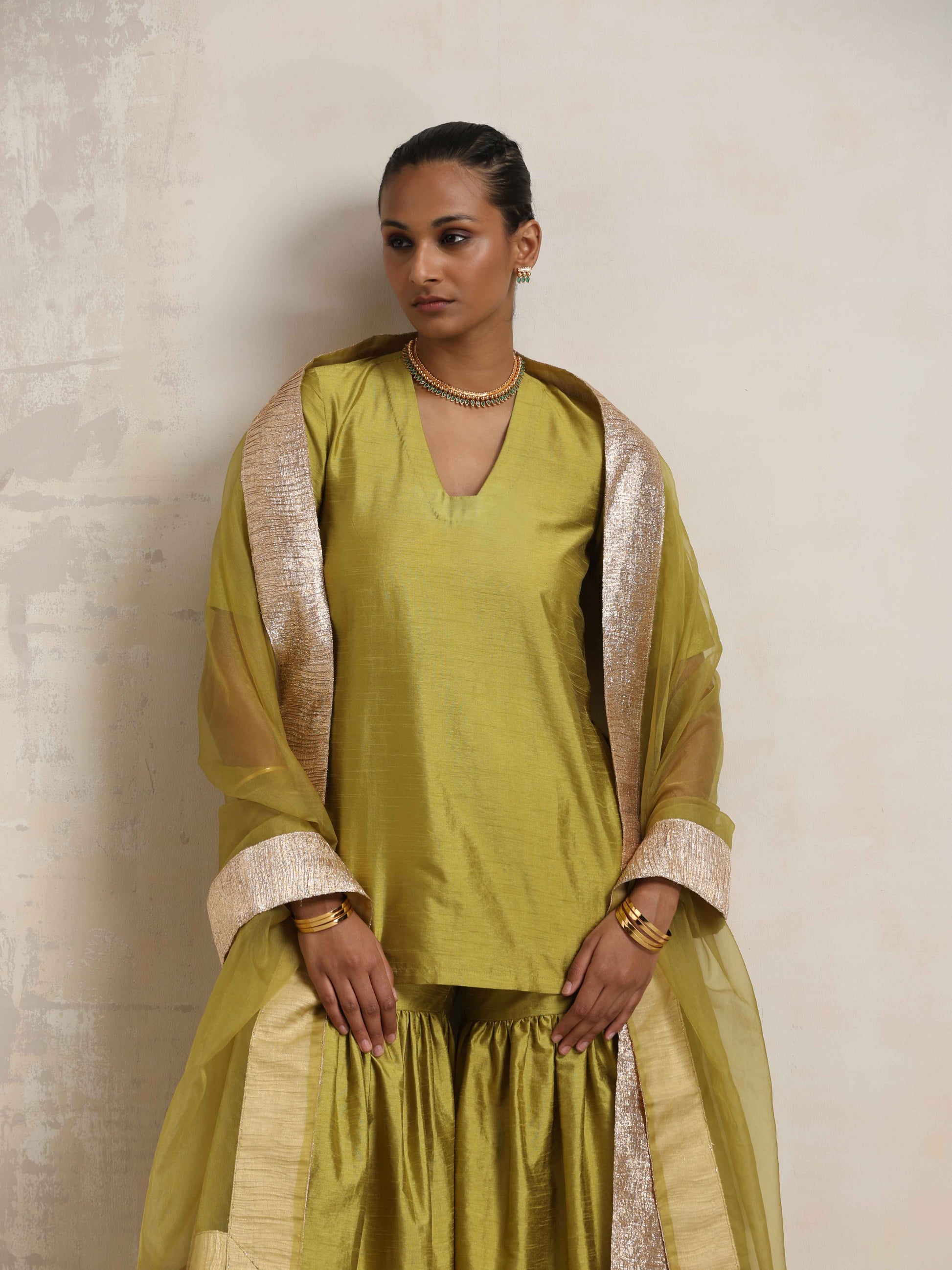 trueBrowns Green Silk Sharara Dupatta Set | Swadesiicart
