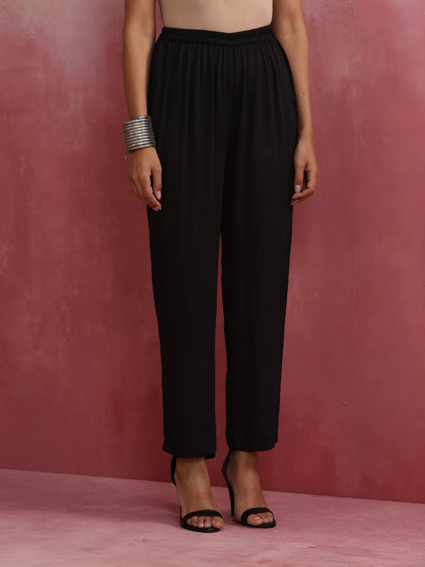 trueBrowns Black V Neck Kurta Co-ord Set - Swadesiicart
