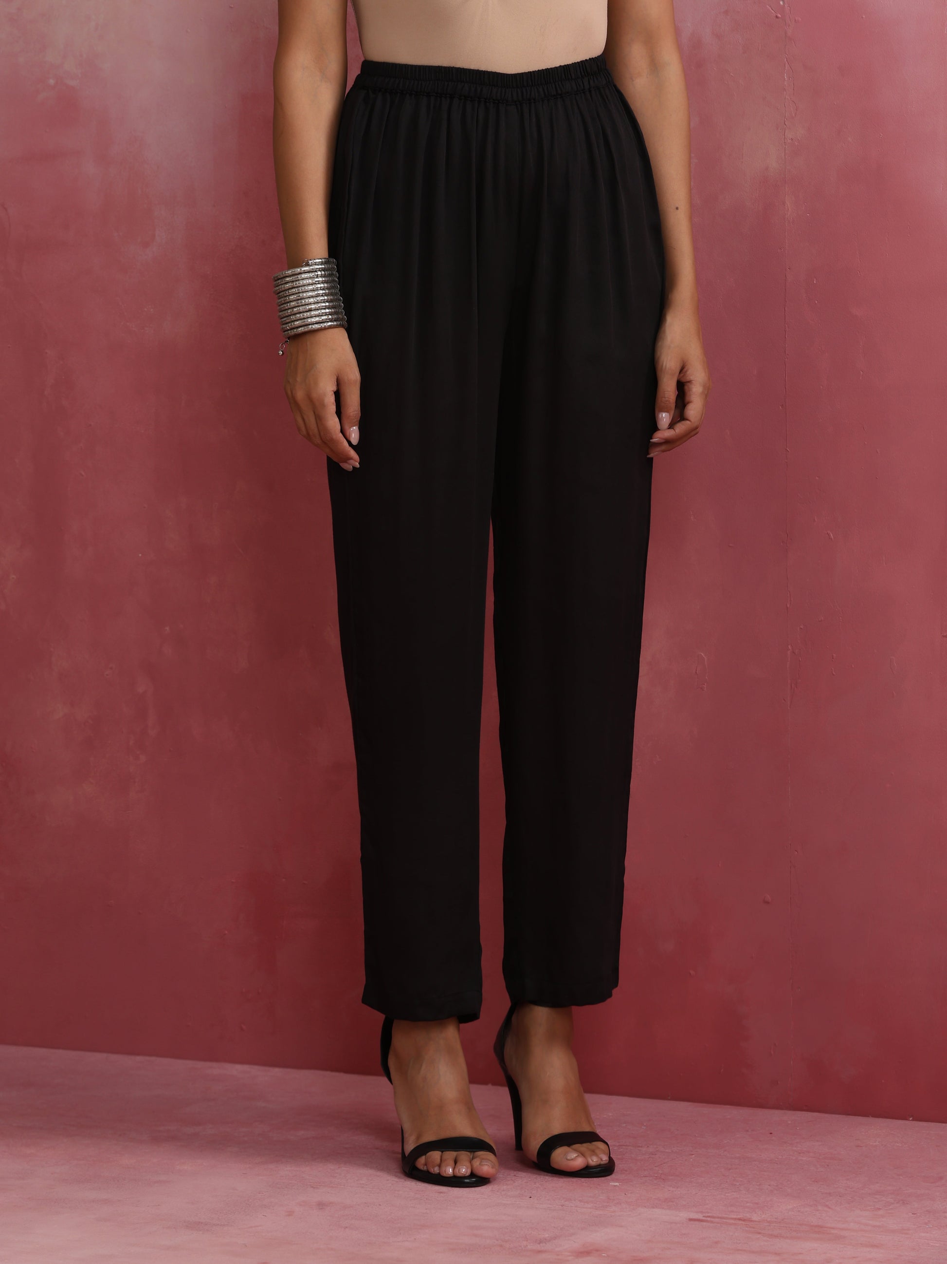 trueBrowns Black V Neck Kurta Co-ord Set - Swadesiicart