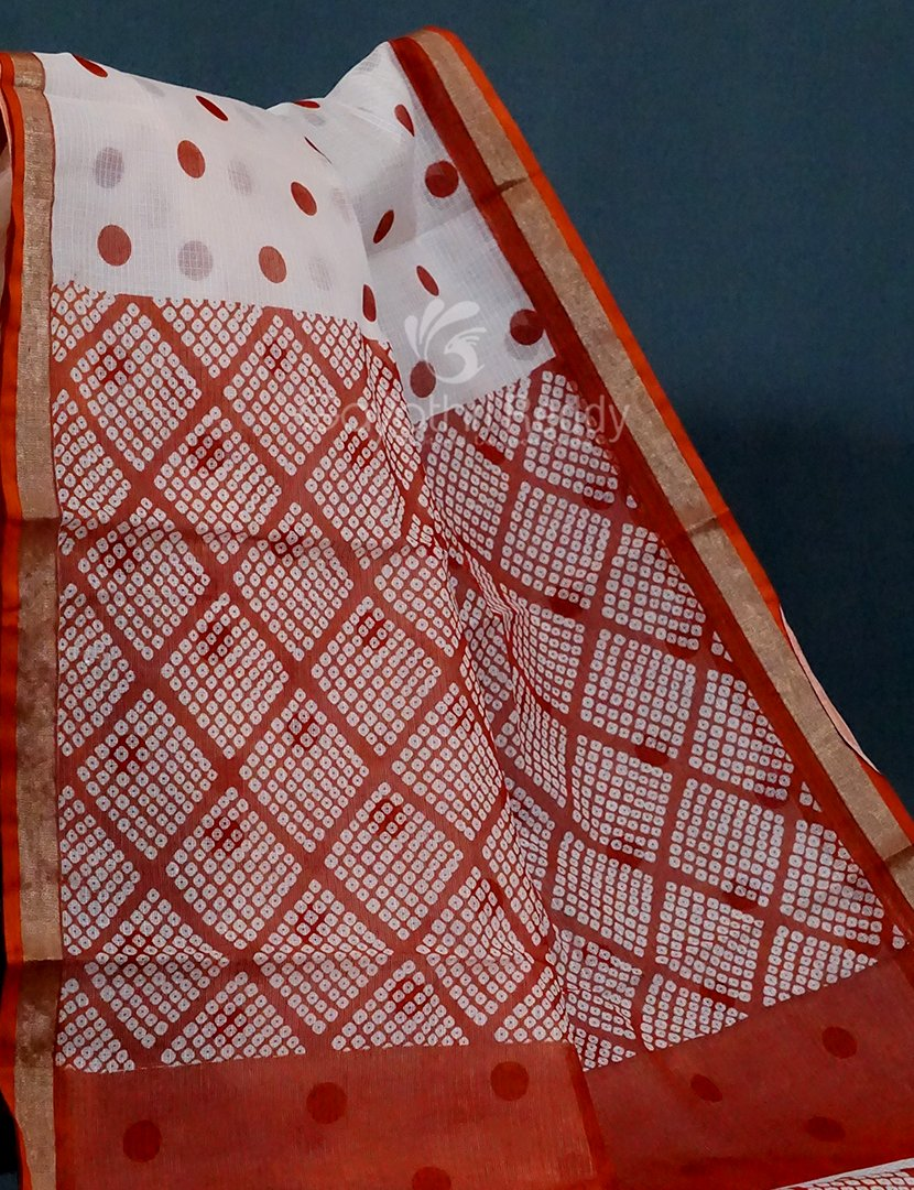 Shades of Milk White And Red Colour With Patli Pallu Design Pure Kota Cotton Saree By Gayathri Reddy Designer Studio | Swadesiicart