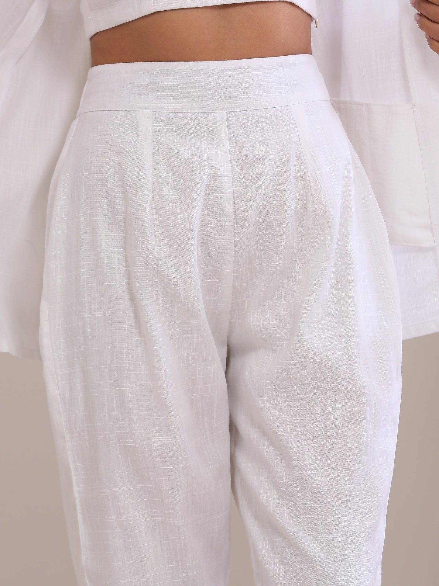 trueBrowns White Slub Texture Pant Suit Set | Swadesiicart
