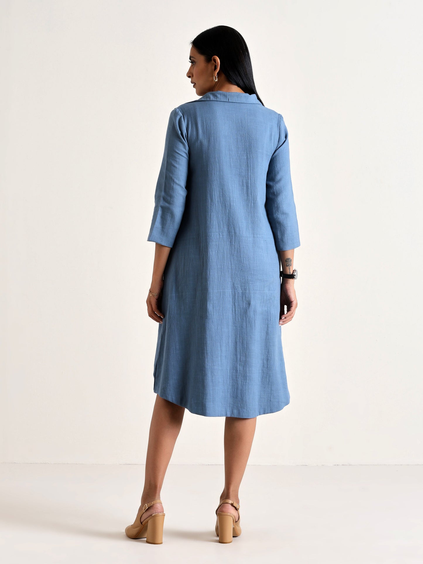 trueBrowns Light Blue Short Collared Dress | Swadesiicart