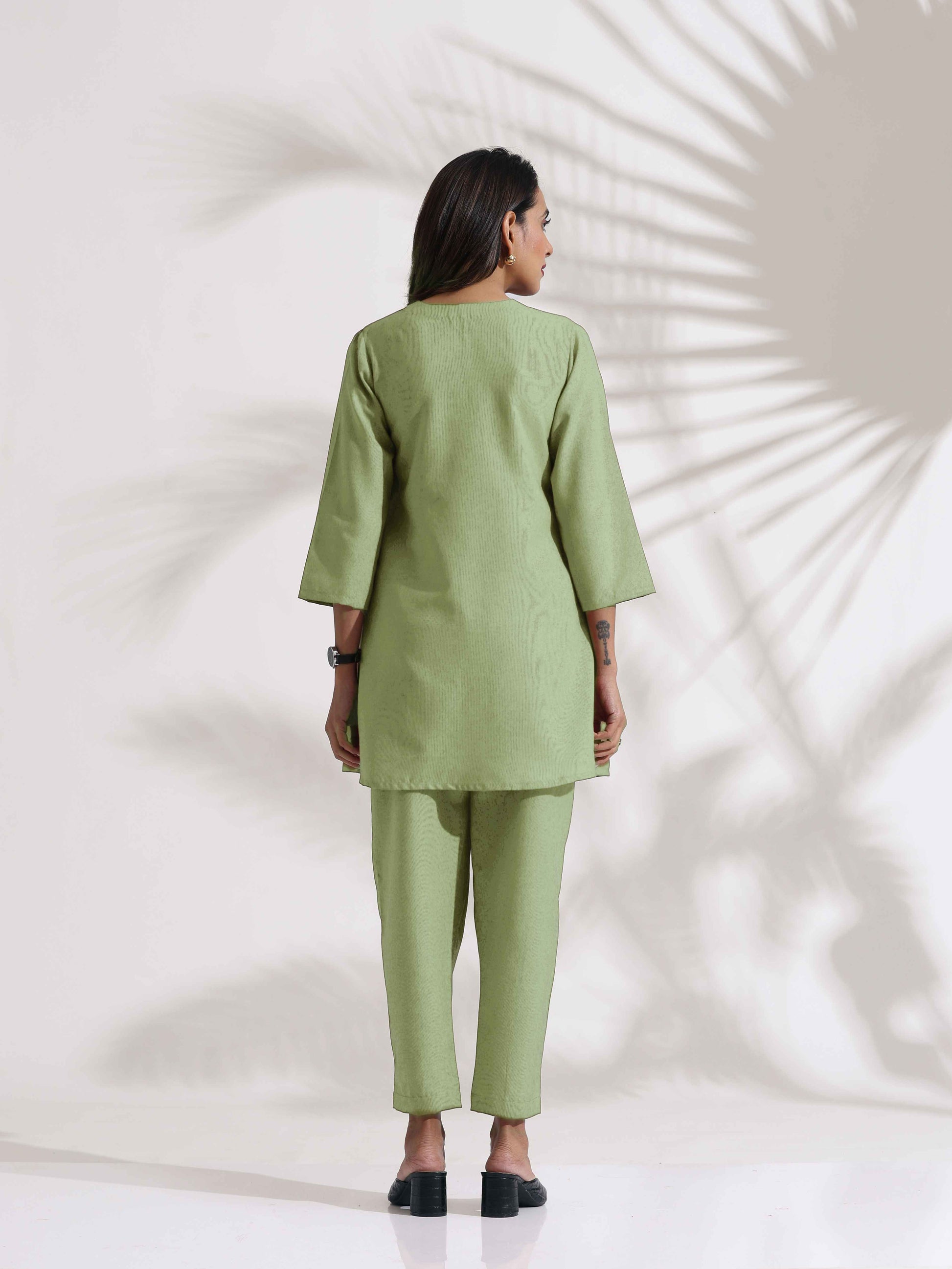 trueBrowns Green Slub Pleated Co-ord Set - Swadesiicart