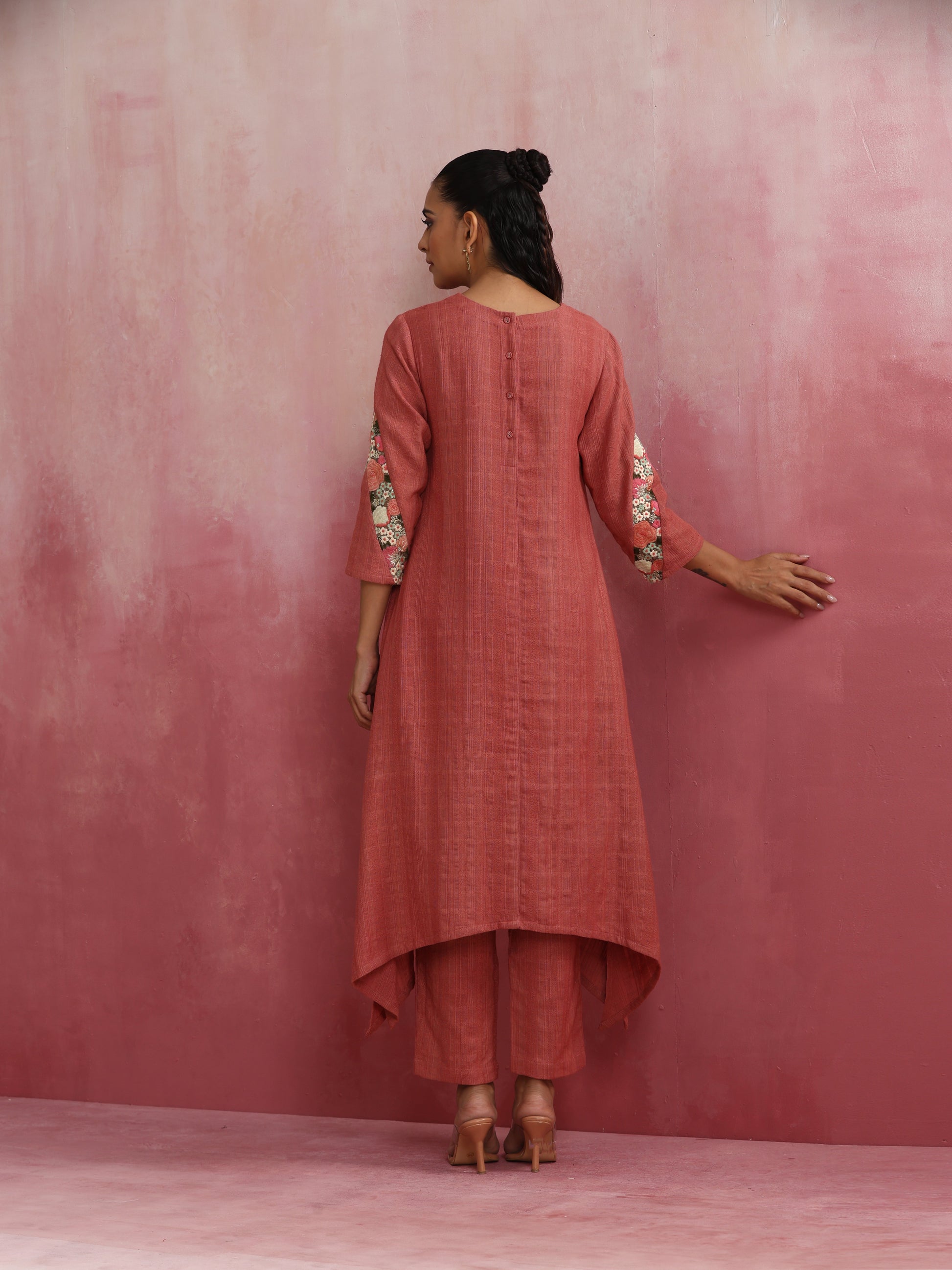 trueBrowns Peach Cotton Dobby Kurta Set | Swadesiicart